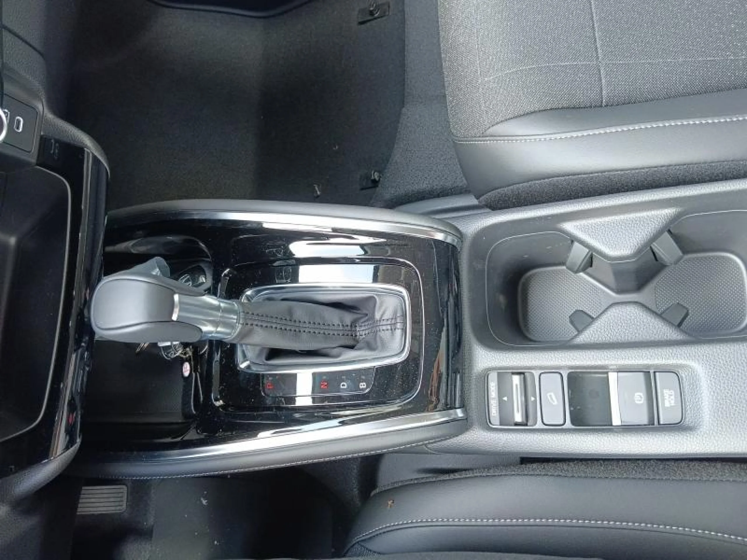 HONDA HR V 1.5 I MMD ADVANCE 4X2 - Foto 6