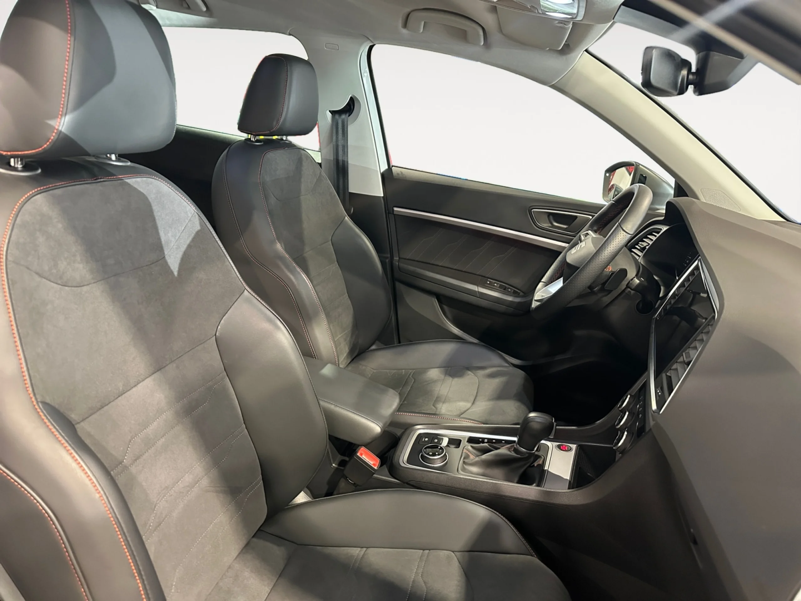 SEAT ATECA 1.5 TSI 110KW DSG FR SPECIAL EDITION - Foto 5