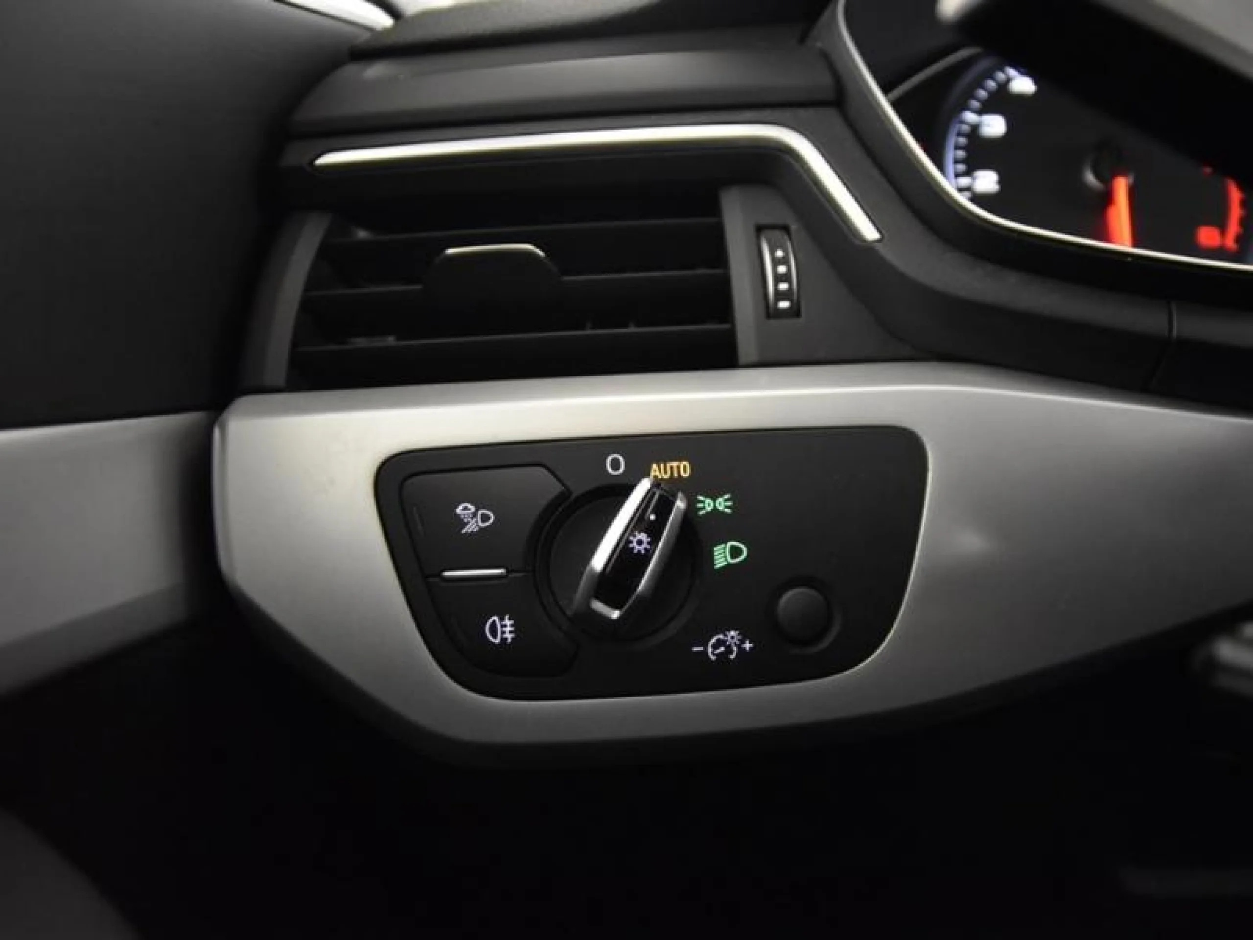 AUDI A5 ADVANCED 2.0 TFSI 140KW(190CV) SPORTBACK - Foto 18