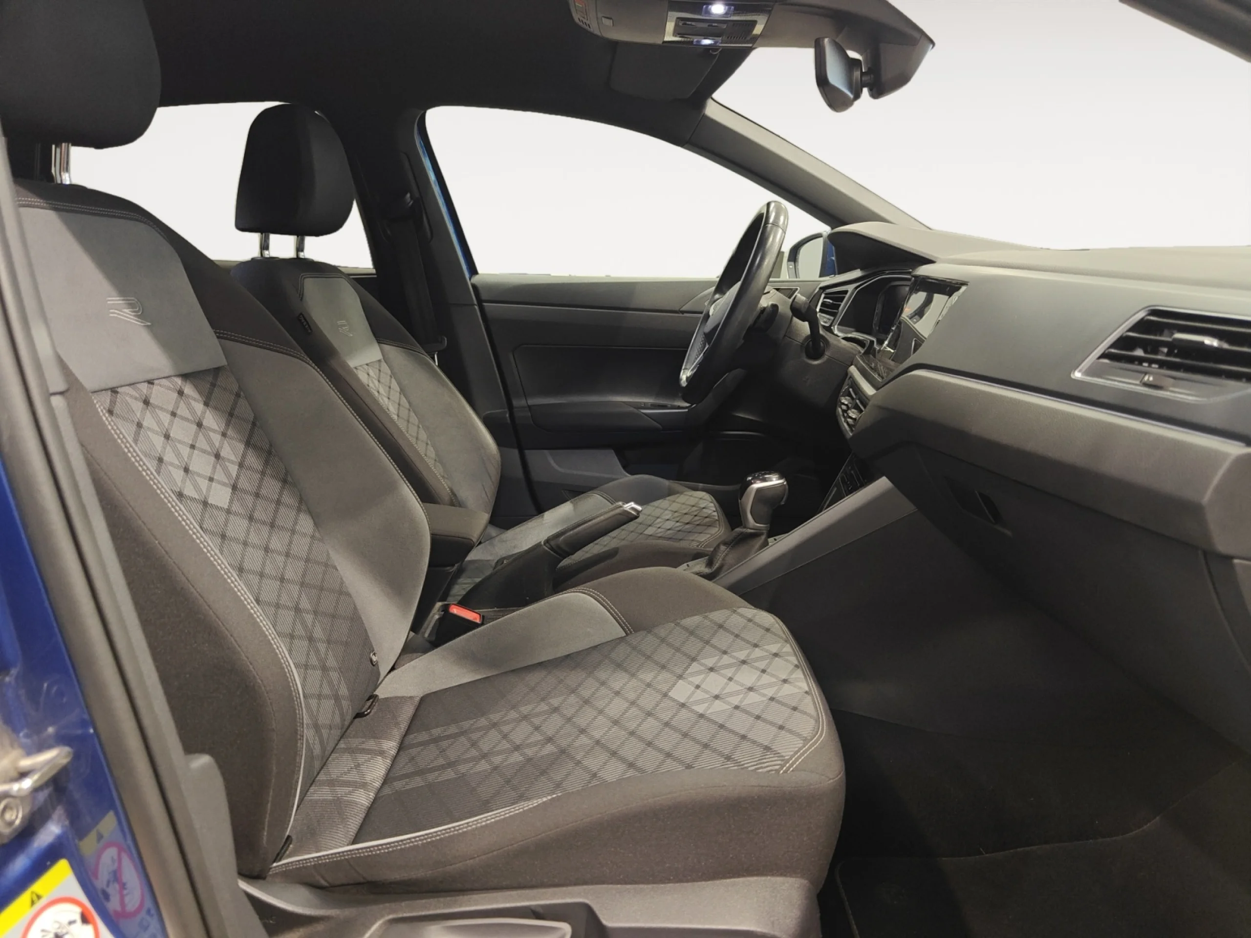 VOLKSWAGEN POLO R LINE 1.0 TSI 81KW (110CV) DSG - Foto 5