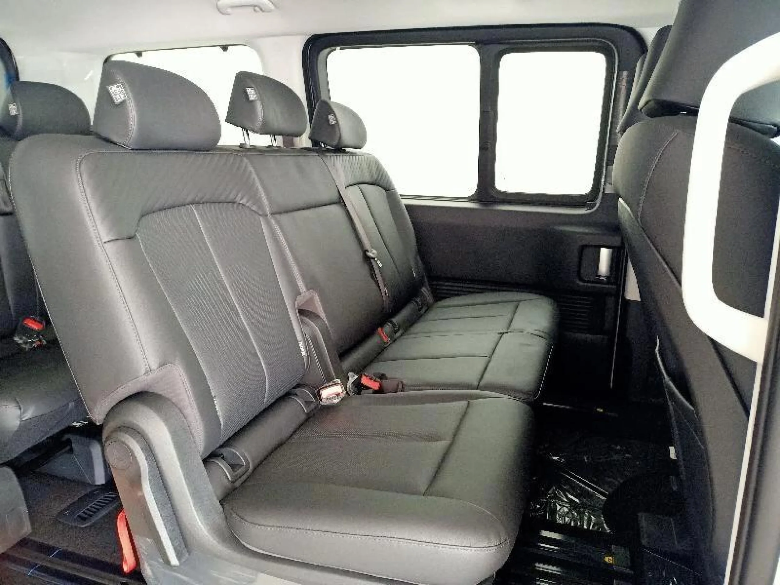 HYUNDAI STARIA 2.2 CRDI TECNO 9S - Foto 3