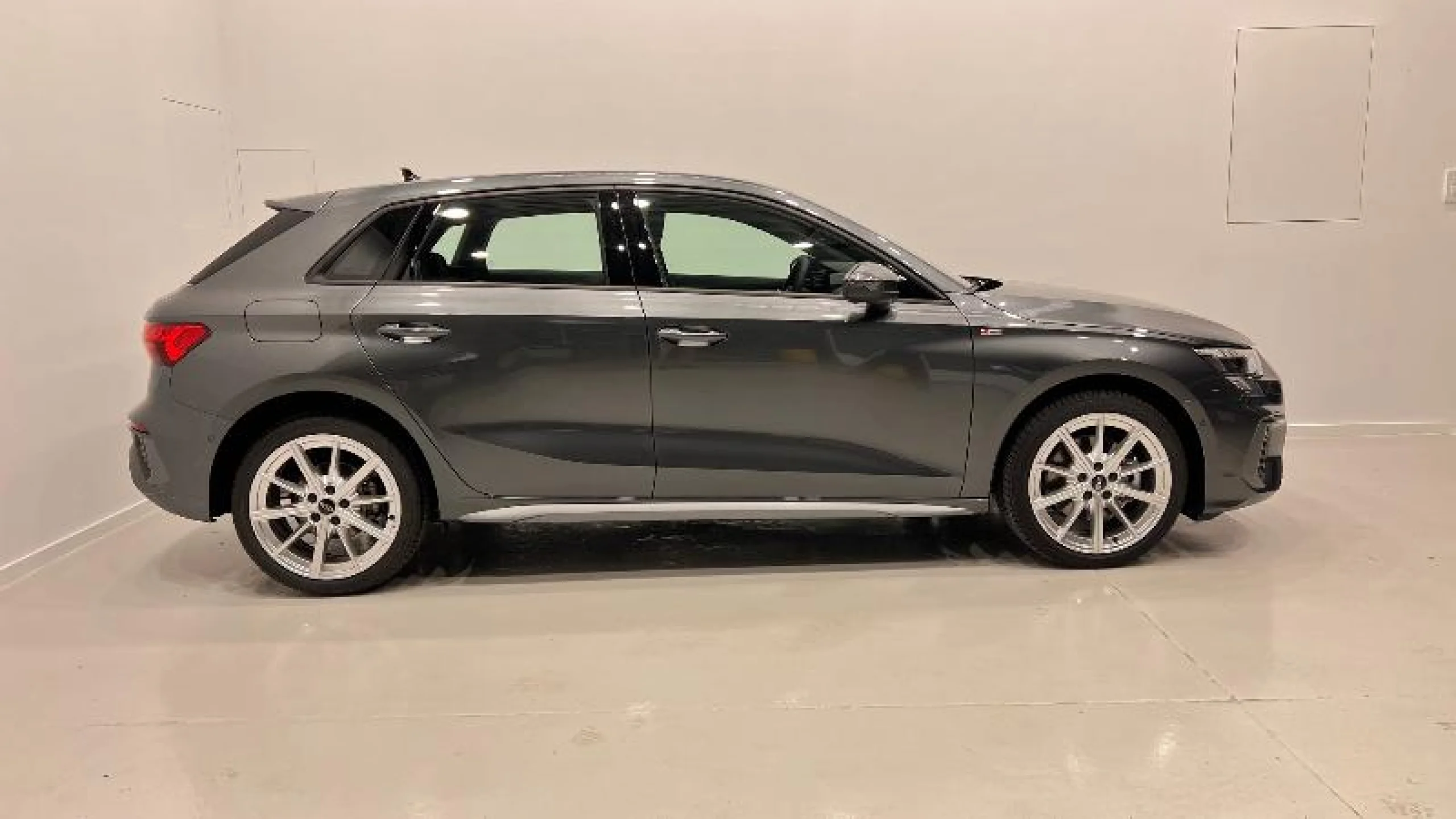 AUDI A3 SPORTBACK S LINE 40 TFSI E 150KW S TRON - Foto 3