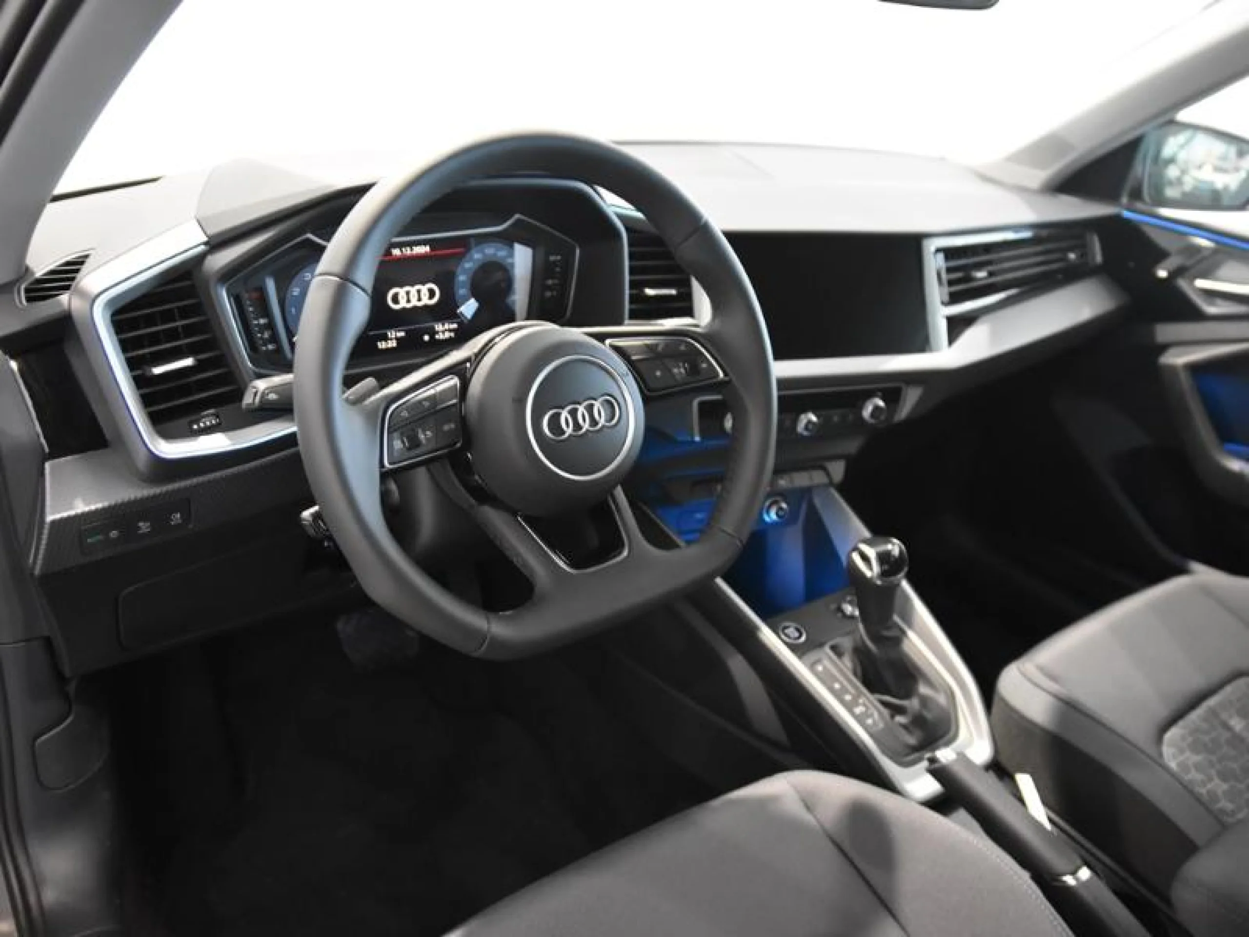 AUDI A1 SPORTBACK ADRENALIN 30 TFSI 85KW S TRON - Foto 9