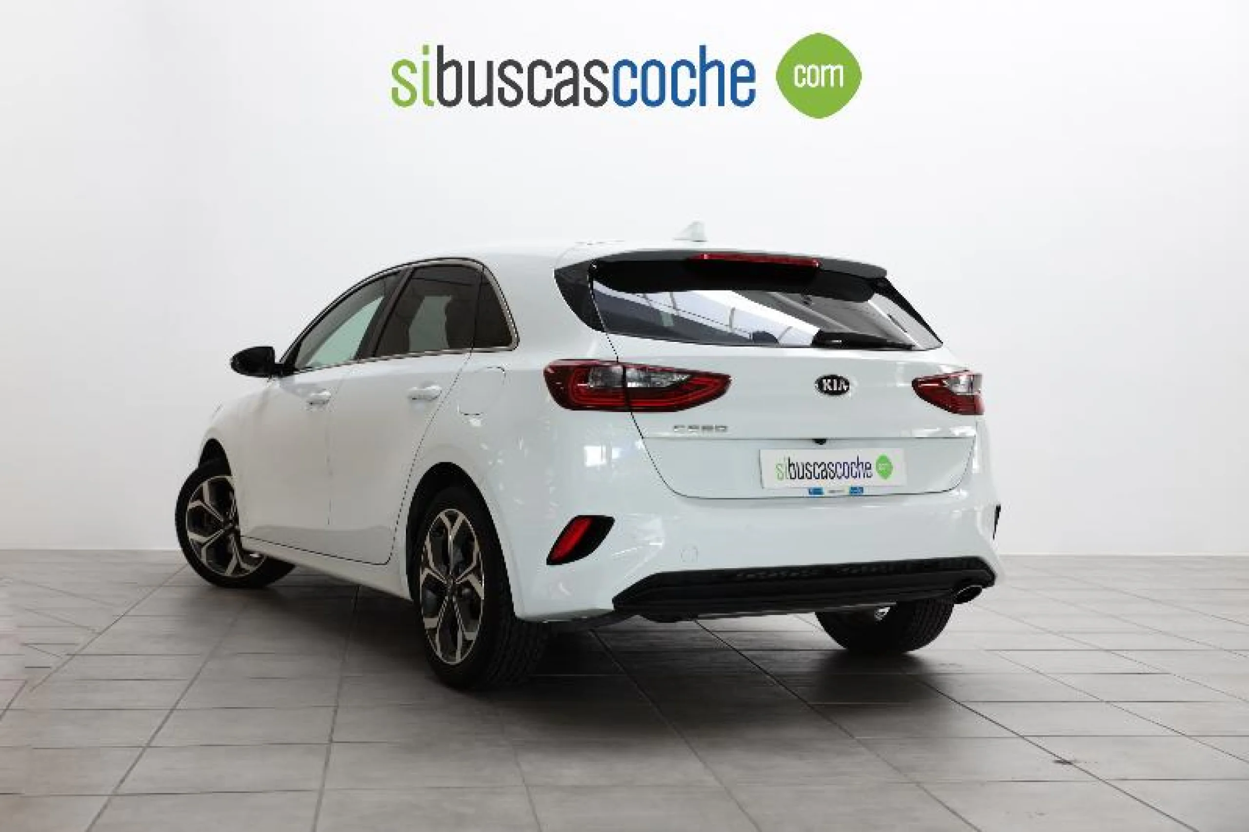 KIA CEE·D 1.4 CVVT 74KW (100CV) TECH - Foto 2