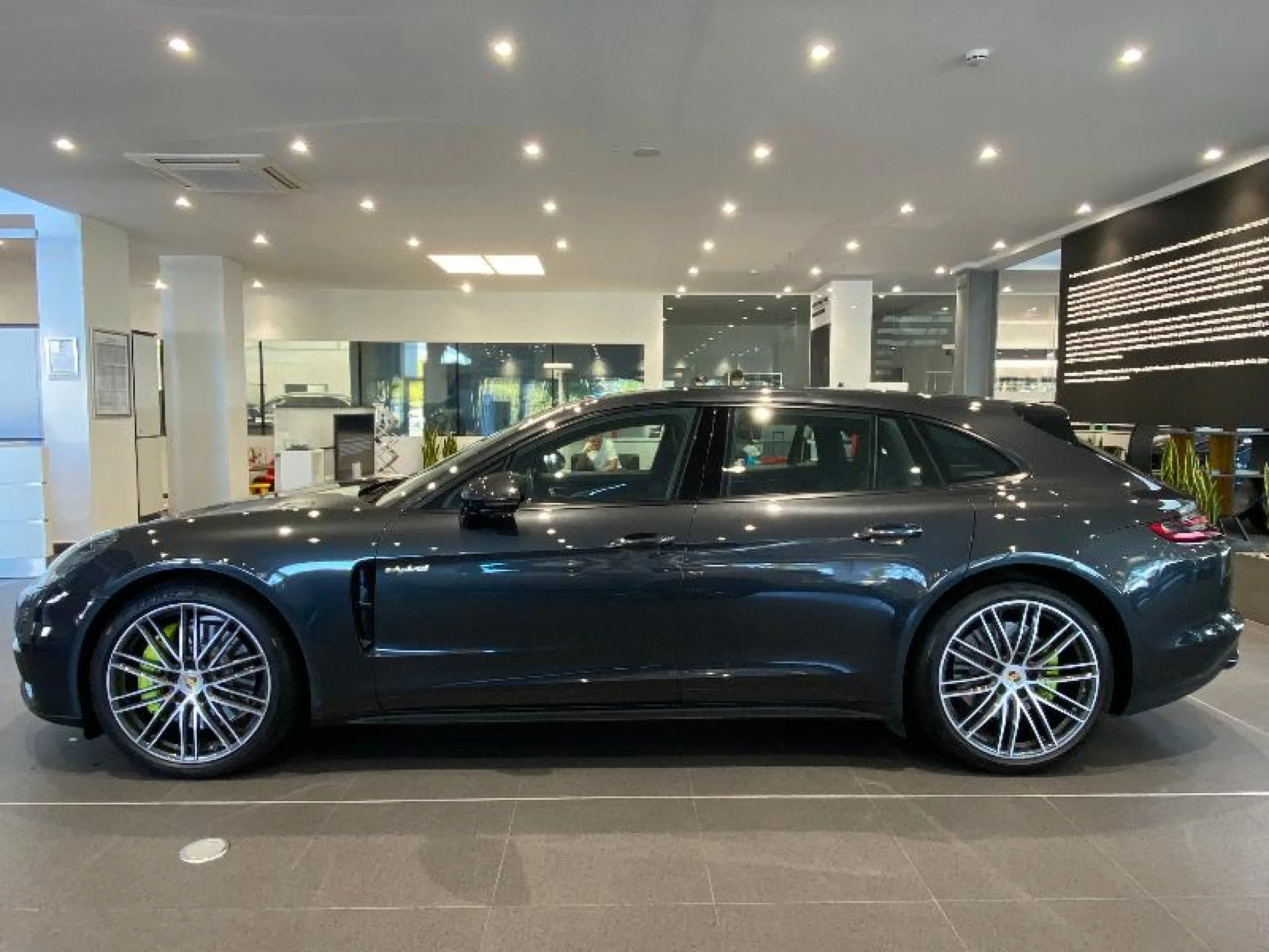 PORSCHE PANAMERA 4 E HYBRID SPORT TURISMO - Foto 2