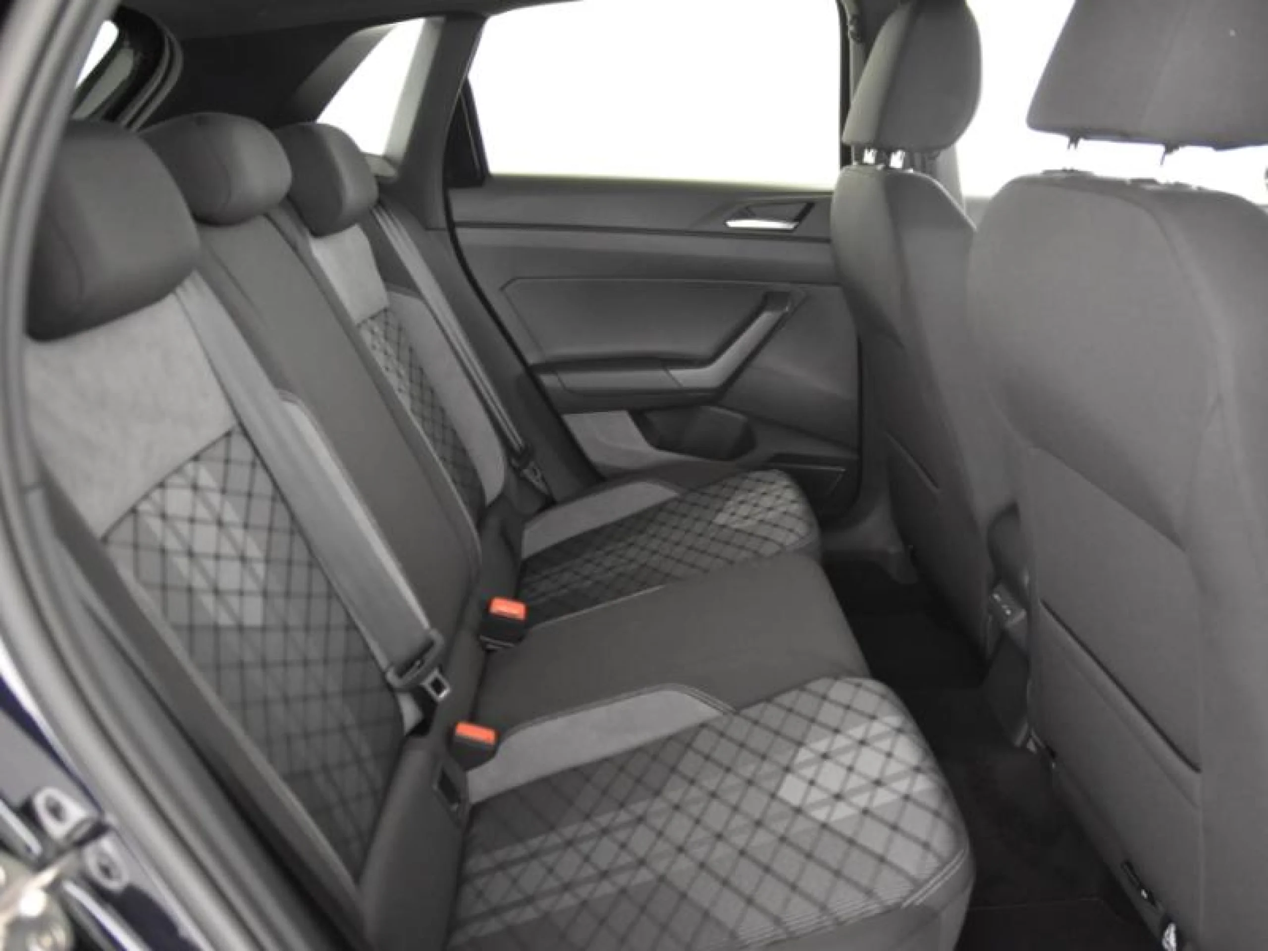 VOLKSWAGEN POLO R LINE 1.0 TSI 70KW (95CV) - Foto 6