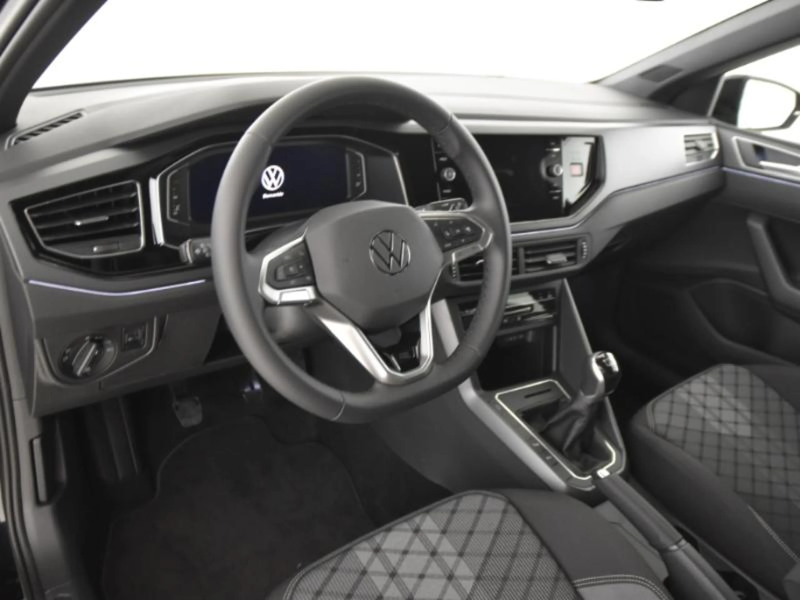 VOLKSWAGEN POLO R LINE 1.0 TSI 70KW (95CV) - Foto 9