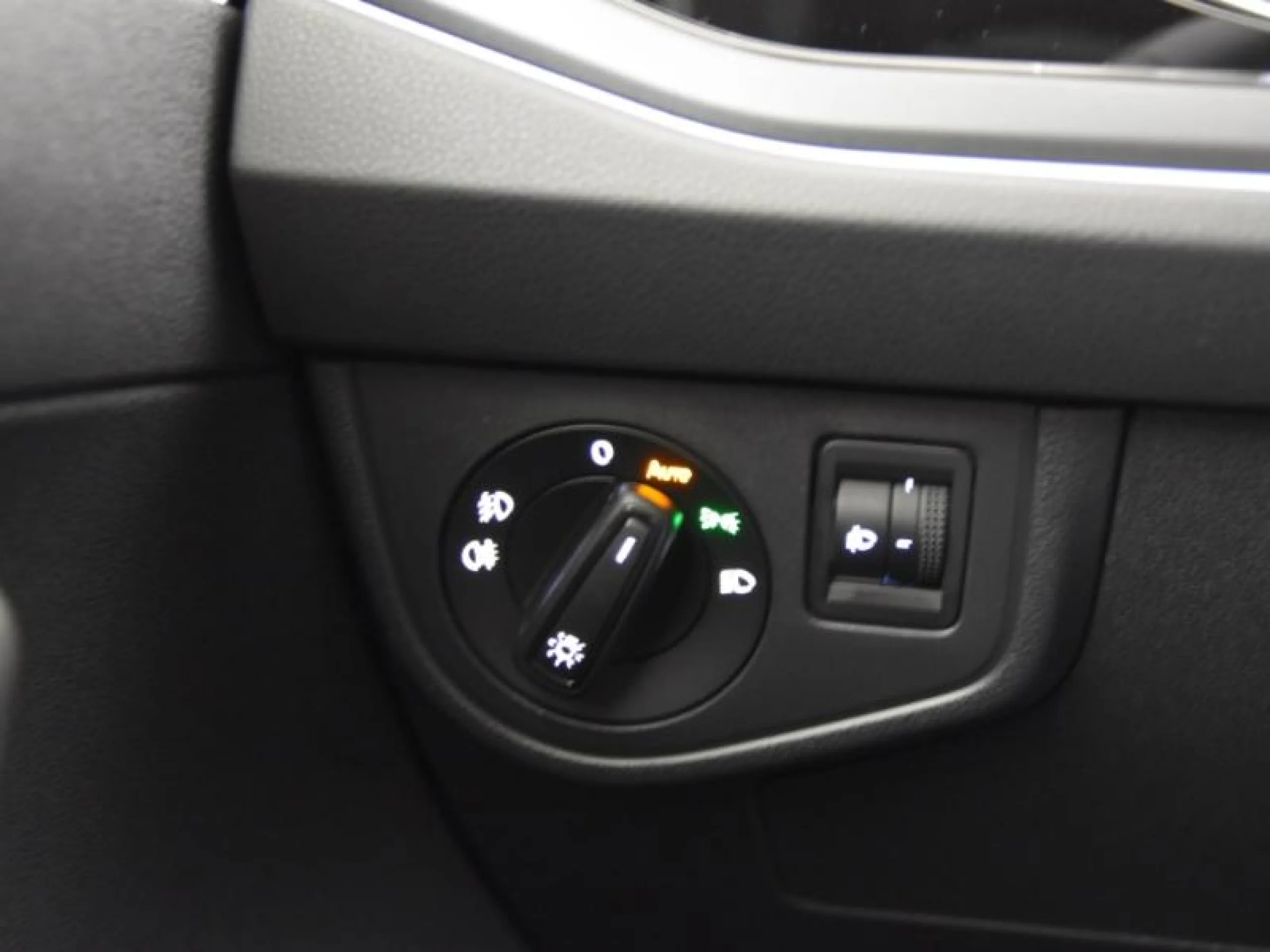 VOLKSWAGEN POLO R LINE 1.0 TSI 70KW (95CV) - Foto 17