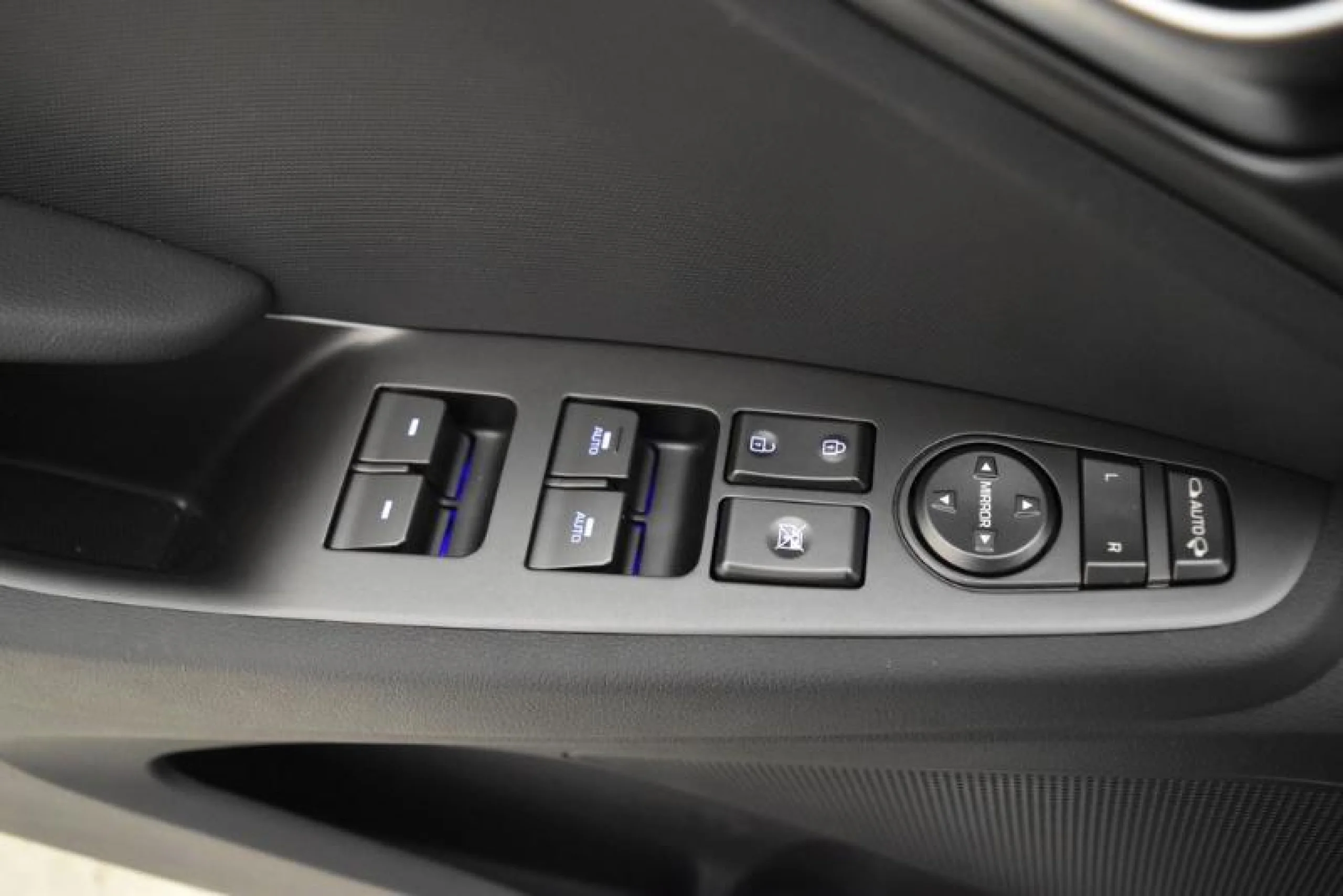 HYUNDAI IONIQ 1.6 GDI HEV TECNO DT - Foto 12