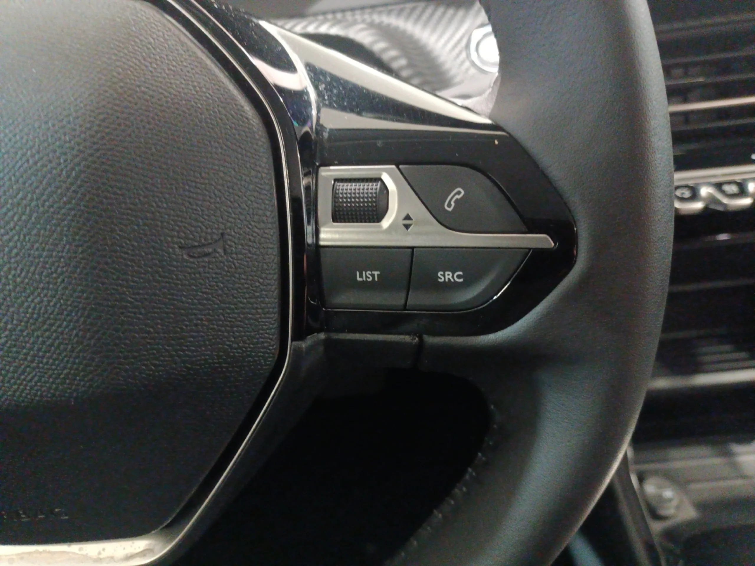 PEUGEOT 208 ALLURE HYBRID 110 EDCS6 - Foto 12