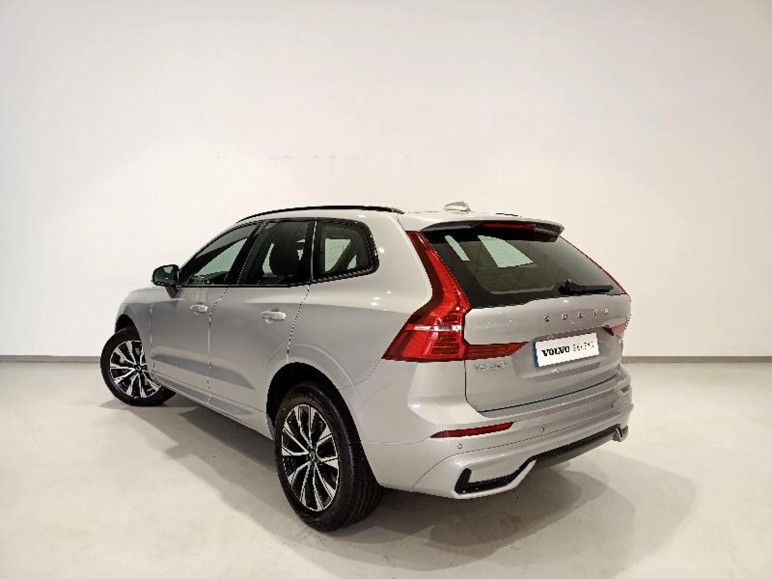 VOLVO XC60 2.0 B4 D PLUS DARK AUTO - Foto 2