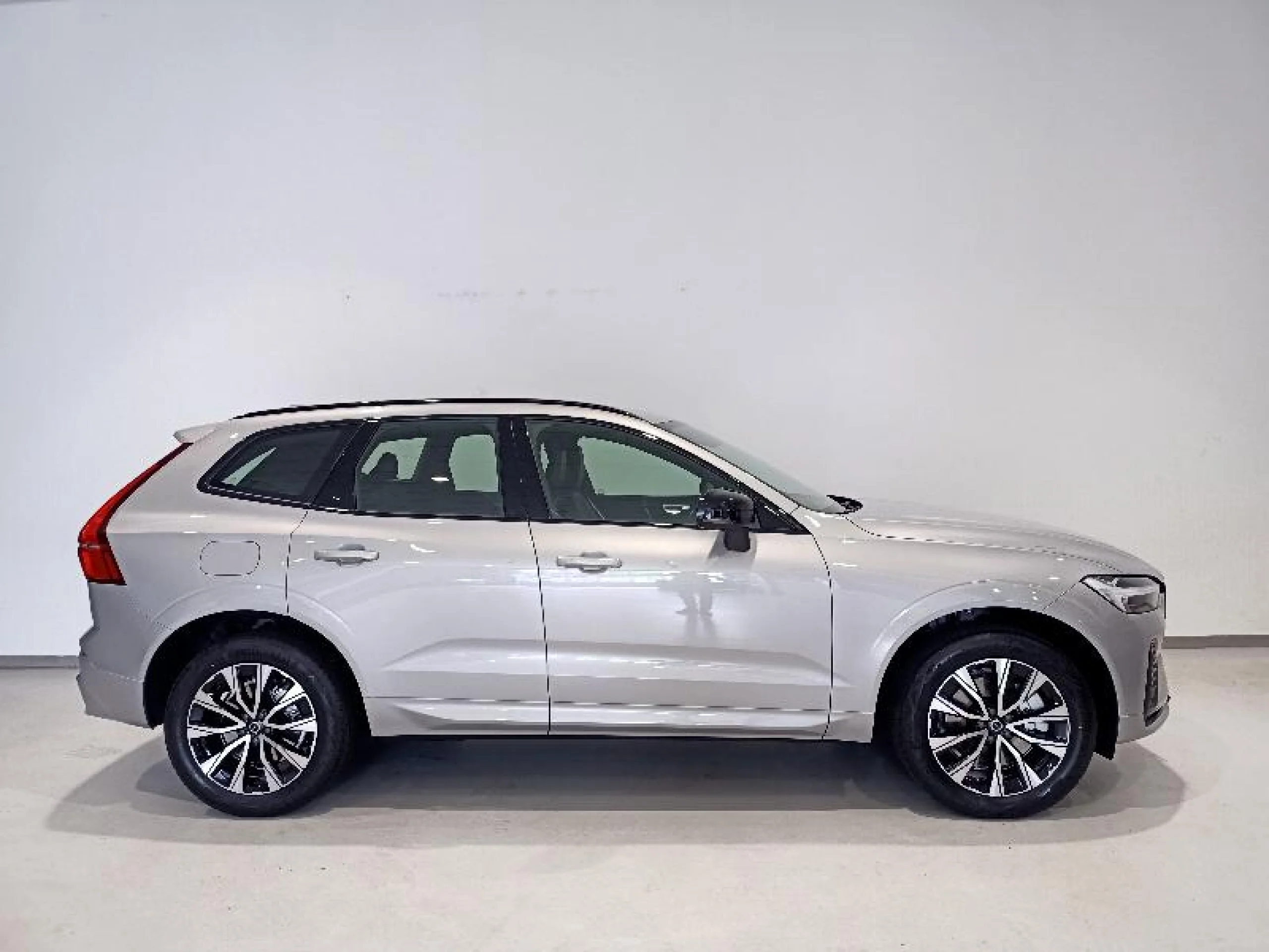 VOLVO XC60 2.0 B4 D PLUS DARK AUTO - Foto 3
