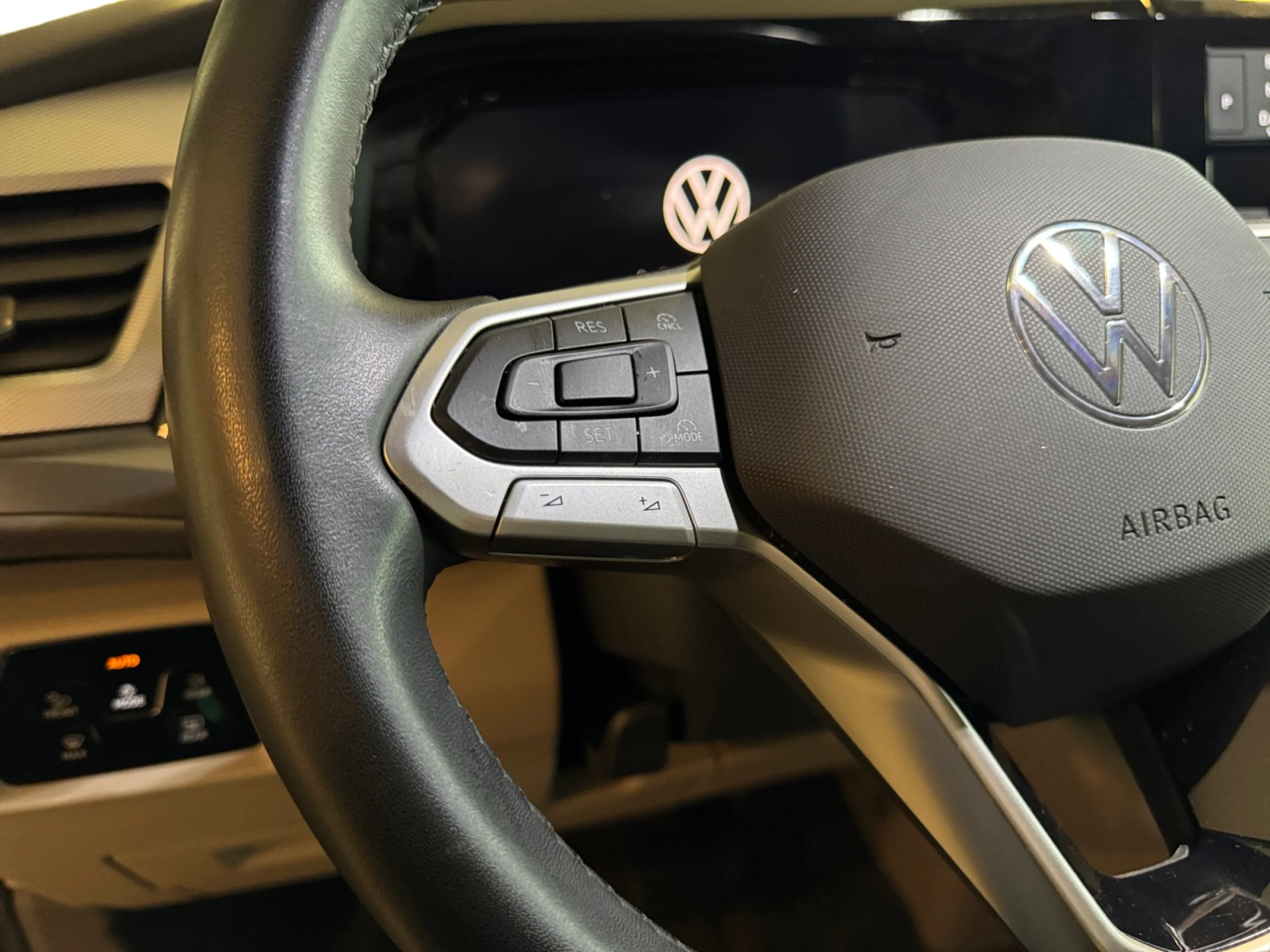 VOLKSWAGEN Multivan 2.0 TDI 110KW (150CV) DSG B.CORTA - Foto 11