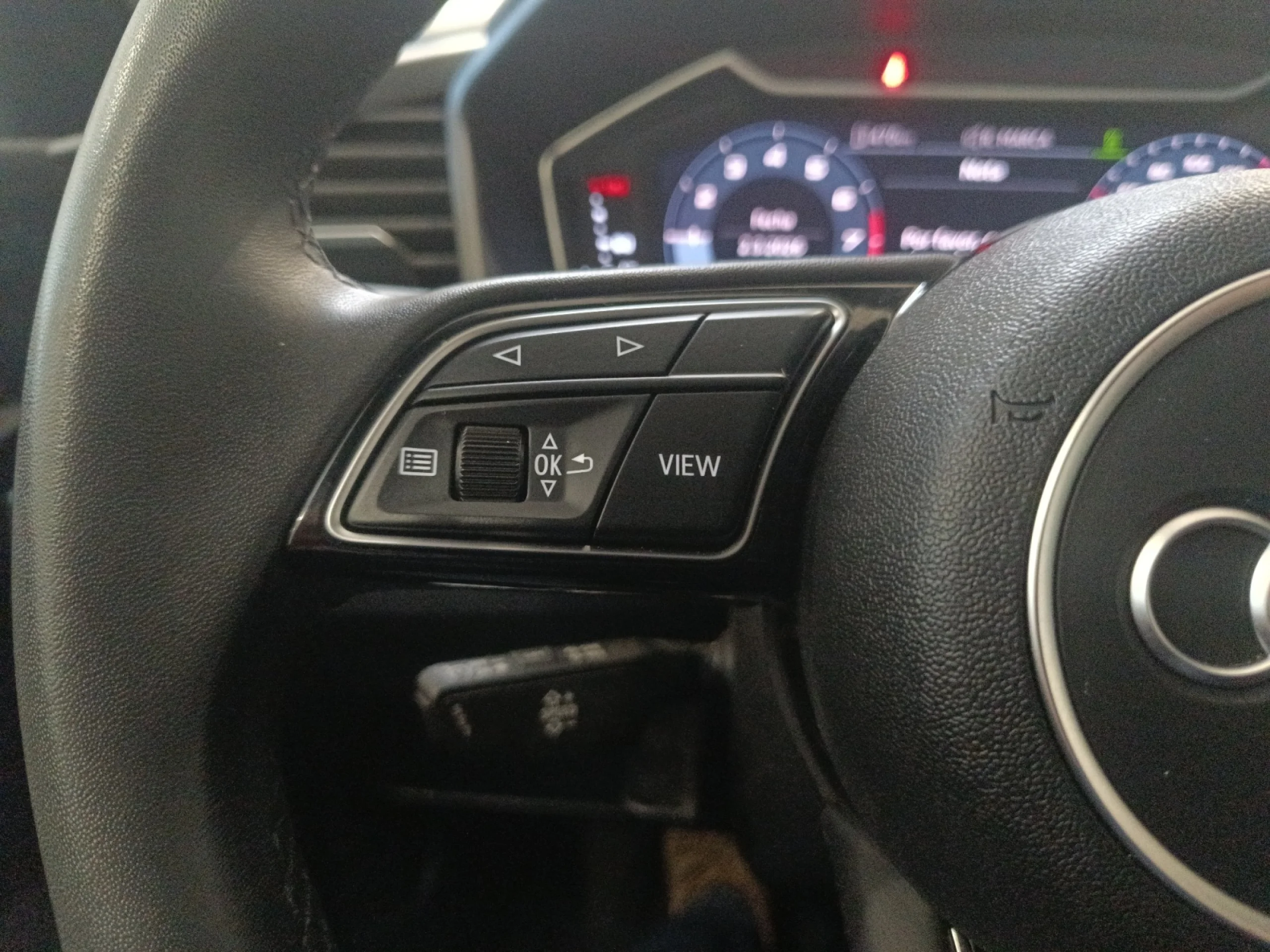 AUDI A1 SPORTBACK ADRENALIN 30 TFSI 85KW (116CV) - Foto 10