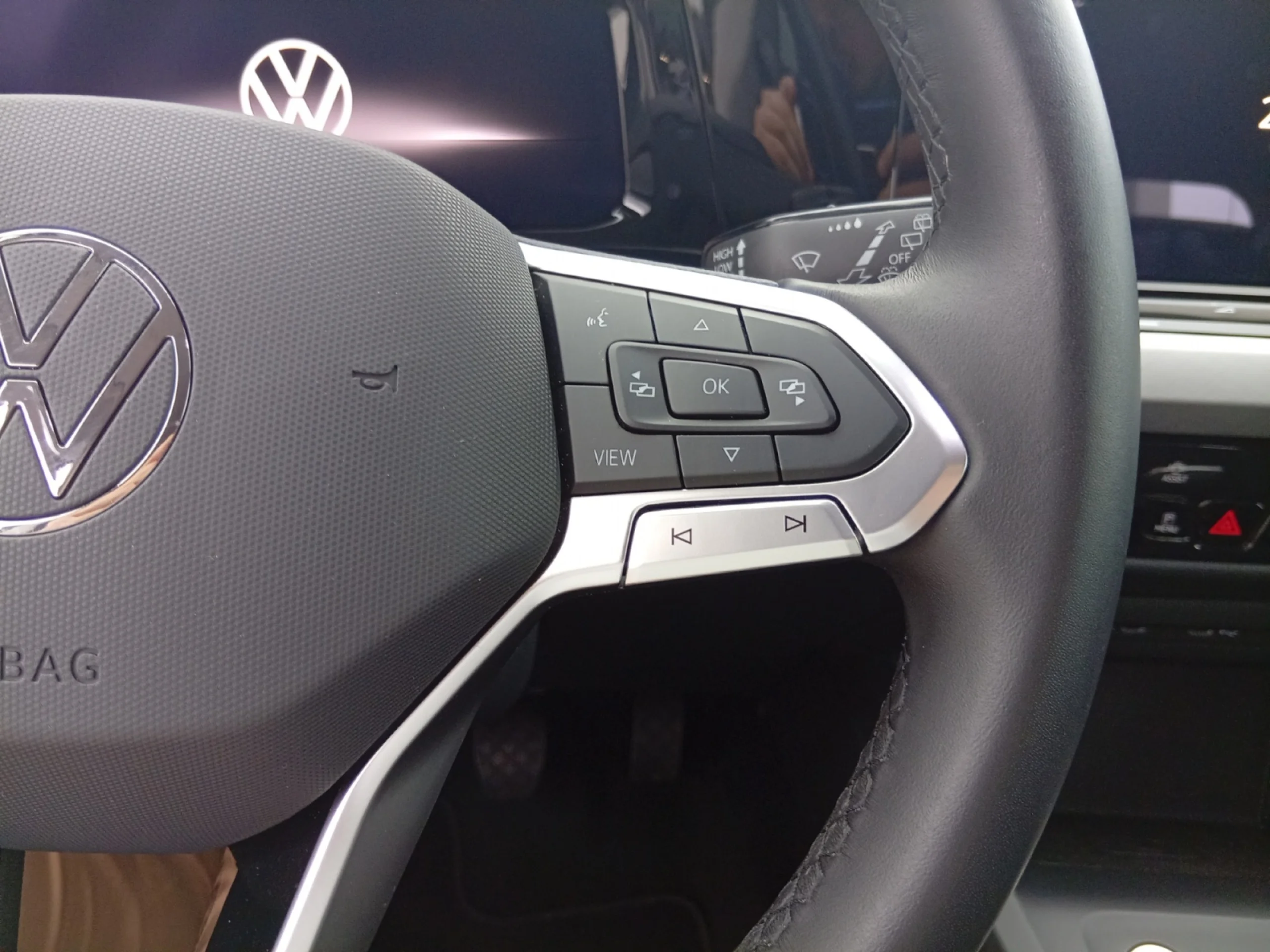 VOLKSWAGEN GOLF LIFE 1.5 TSI 96KW (130CV) - Foto 9