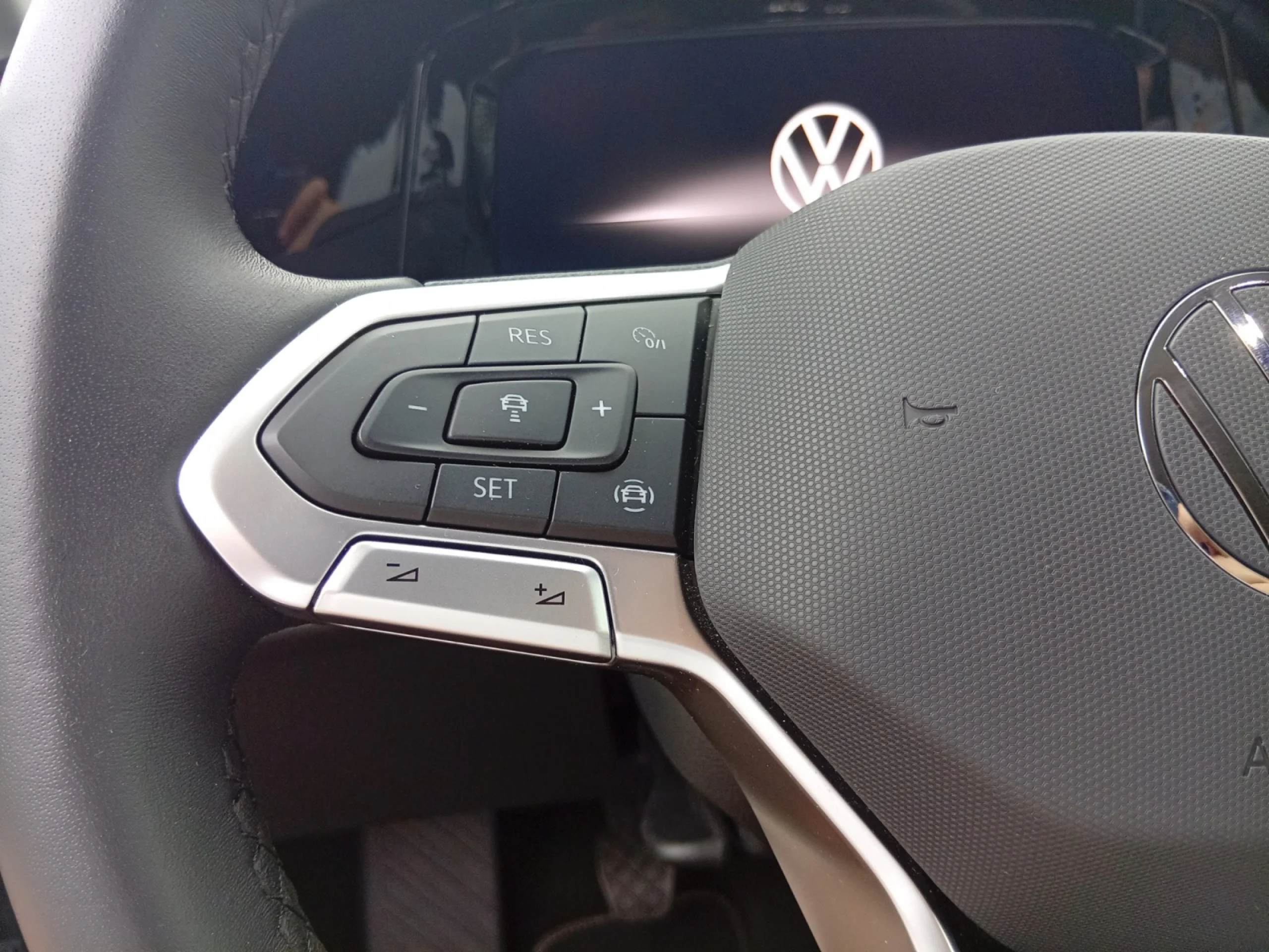 VOLKSWAGEN GOLF LIFE 1.5 TSI 96KW (130CV) - Foto 10