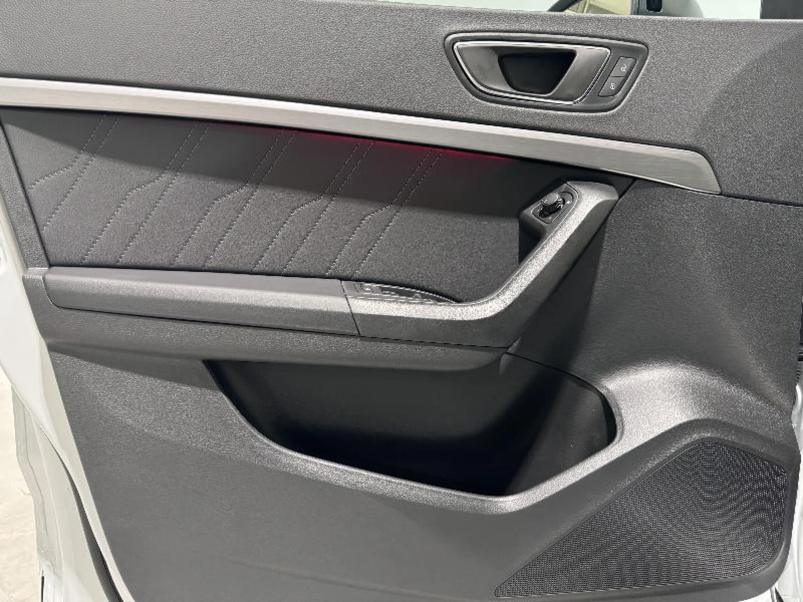 SEAT ATECA 1.5 TSI 110KW DSG FR SPECIAL EDITION - Foto 9