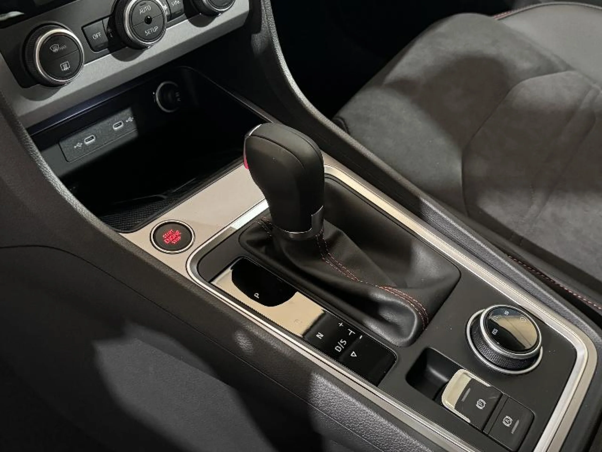 SEAT ATECA 1.5 TSI 110KW DSG FR SPECIAL EDITION - Foto 11