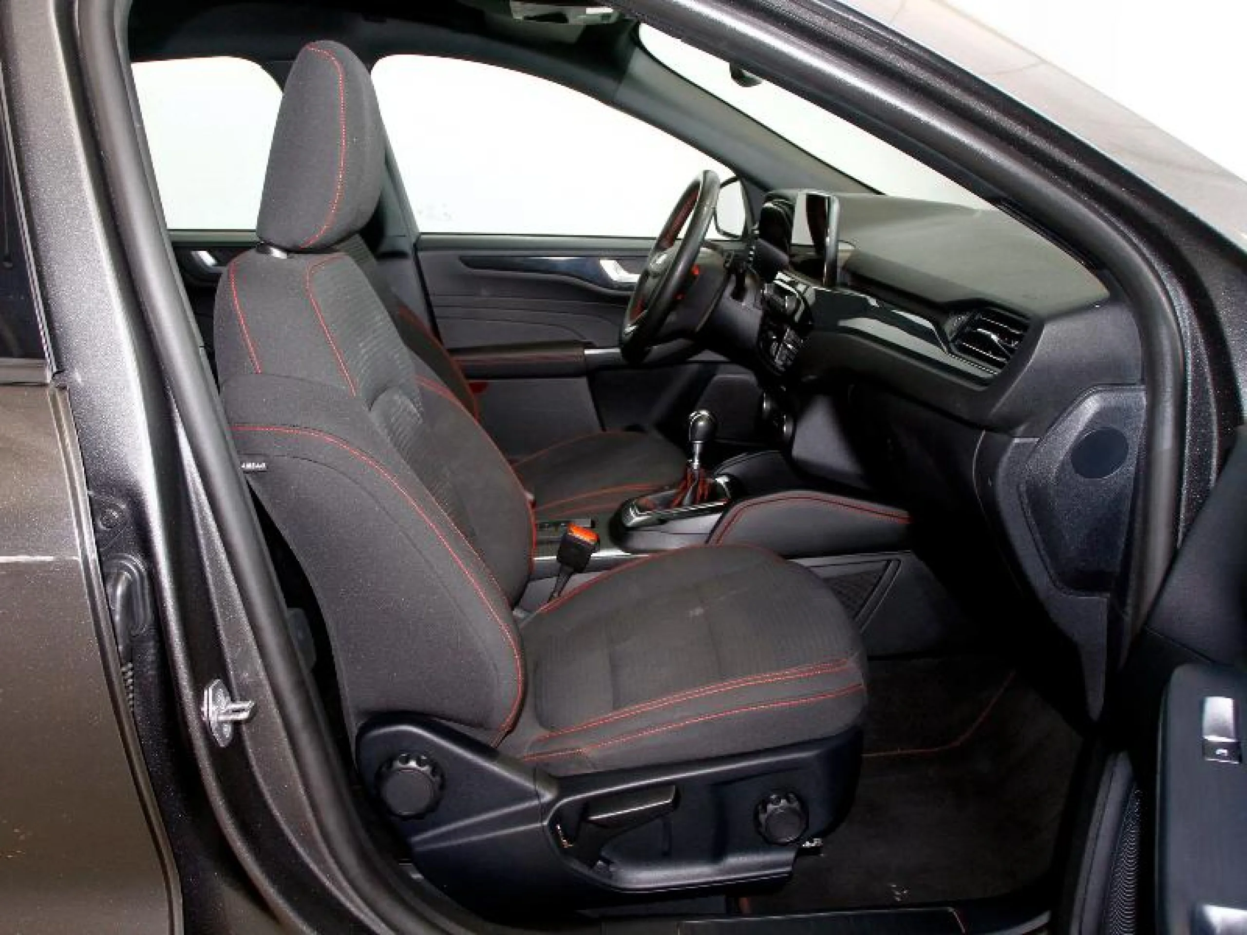 FORD KUGA ST LINE 1.5T ECOBOOST 110KW (150CV) - Foto 5