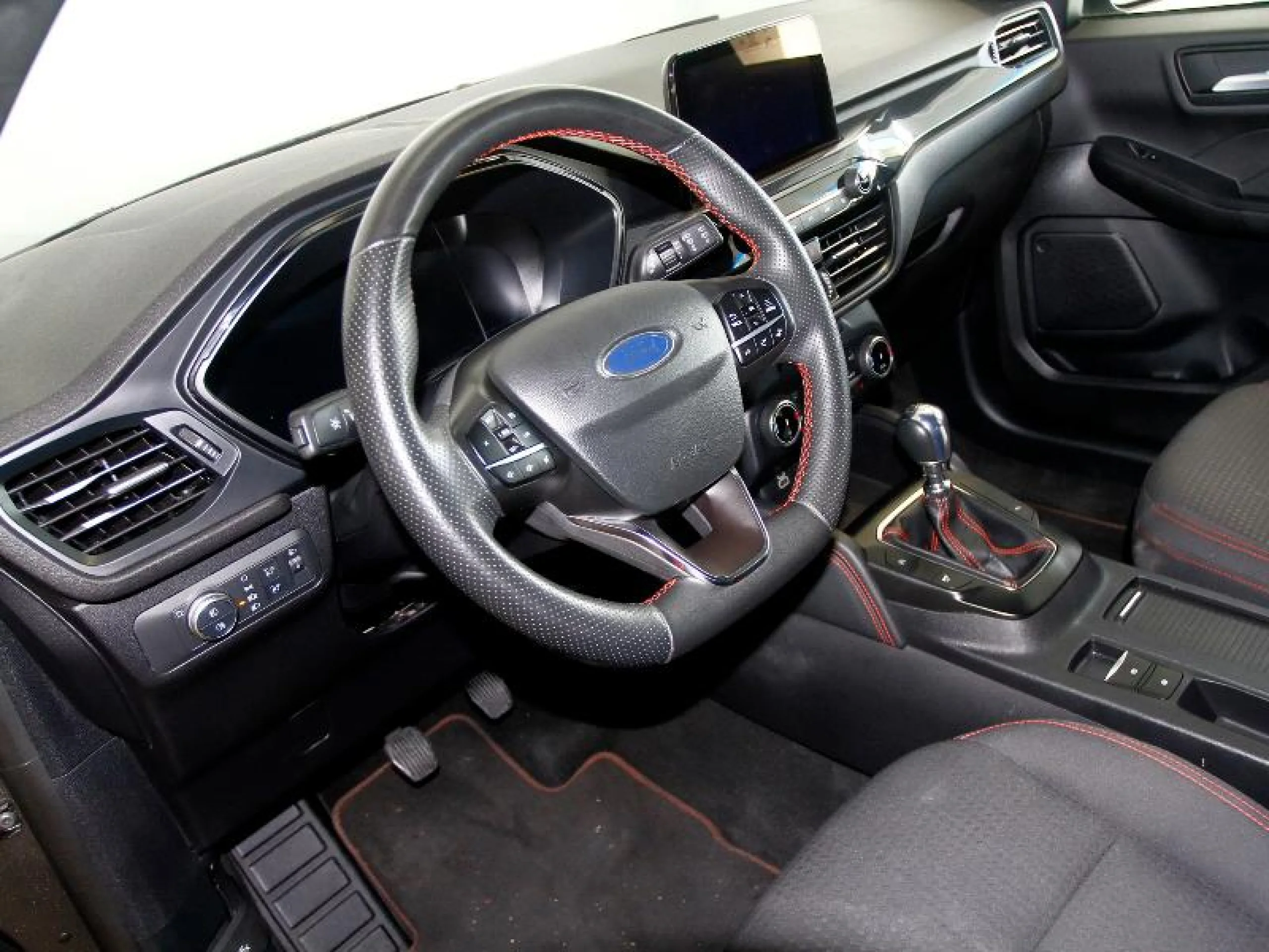 FORD KUGA ST LINE 1.5T ECOBOOST 110KW (150CV) - Foto 7