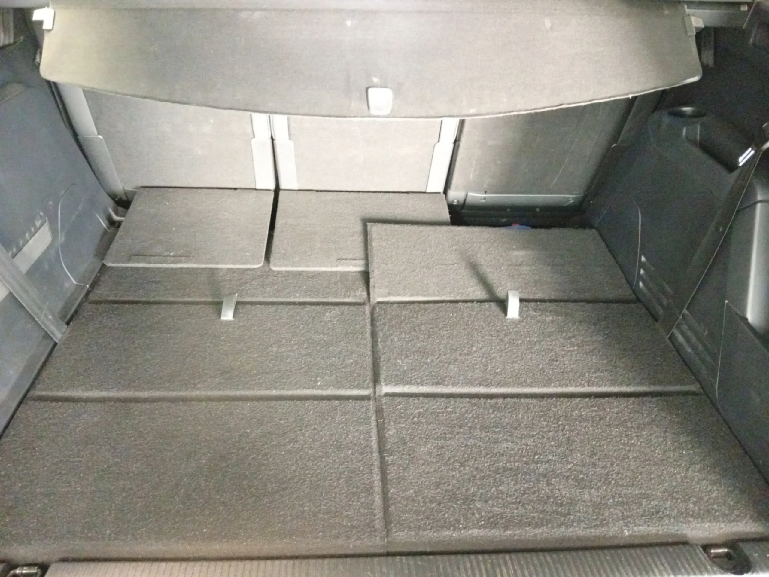 PEUGEOT 5008 ALLURE 1.6L BLUEHDI 88KW (120CV) S&S - Foto 7