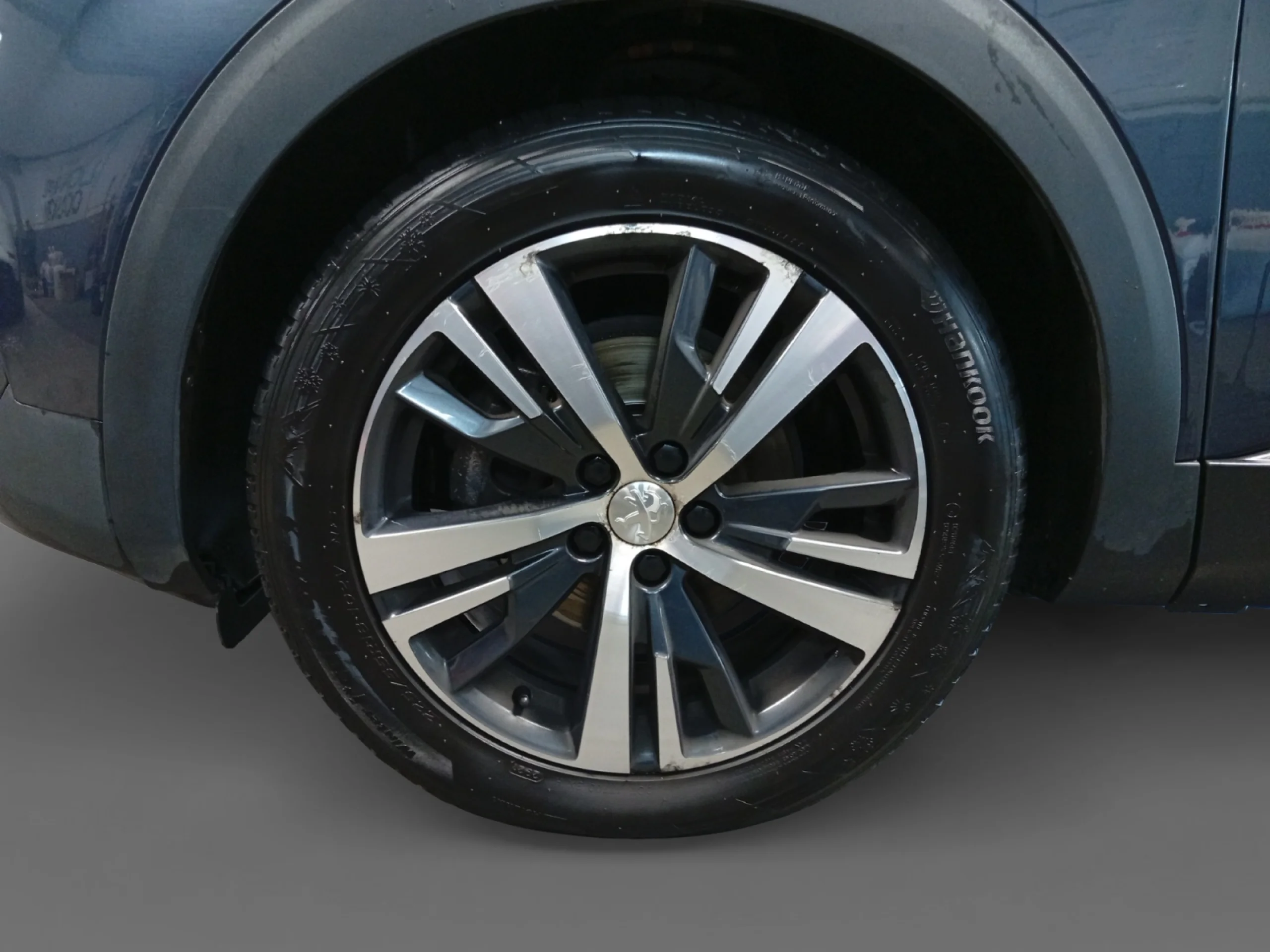 PEUGEOT 5008 ALLURE 1.6L BLUEHDI 88KW (120CV) S&S - Foto 8