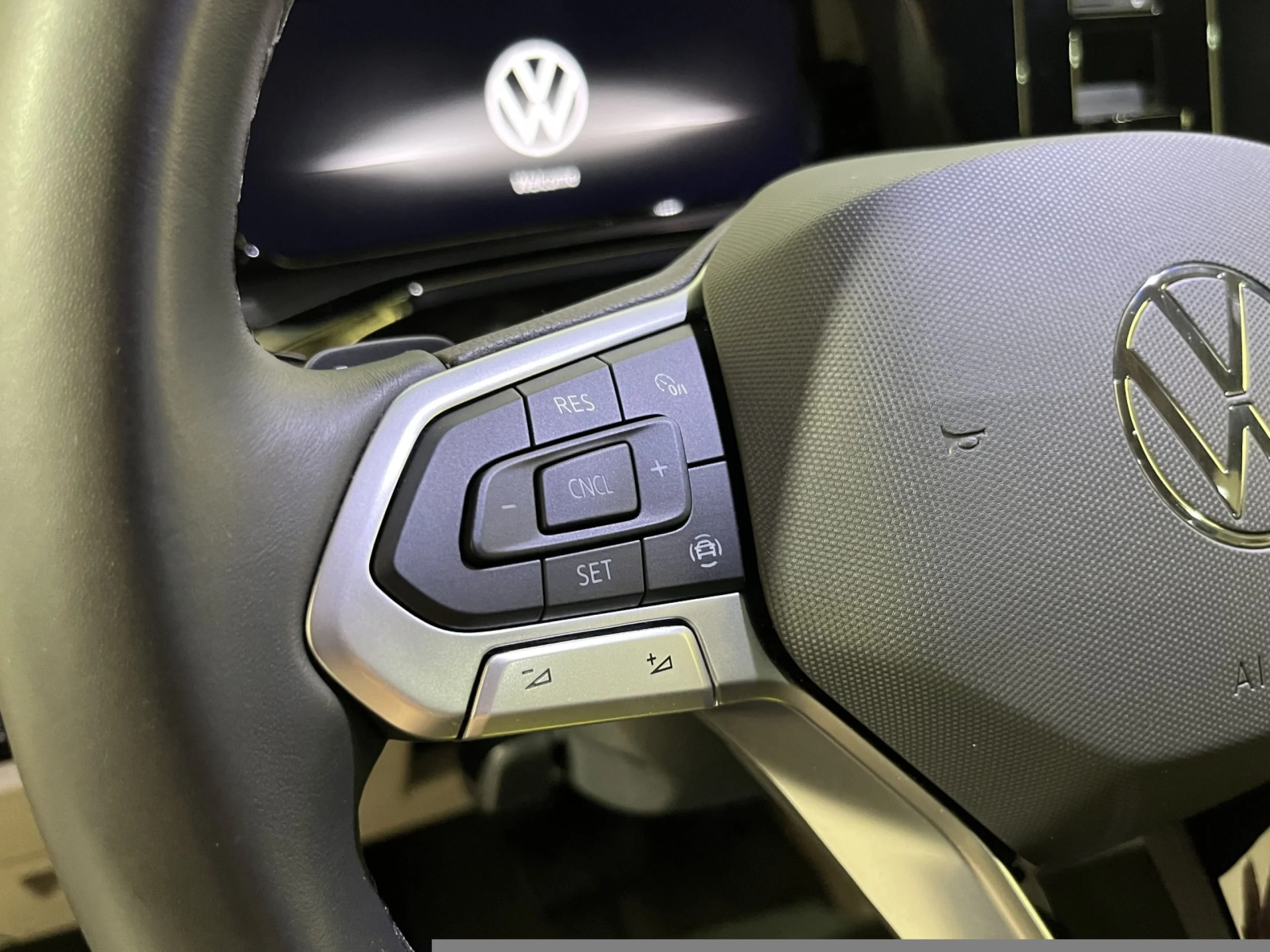 VOLKSWAGEN Multivan 1.5 EHYBRID 130 KW DSG 4M B.CORTA - Foto 10