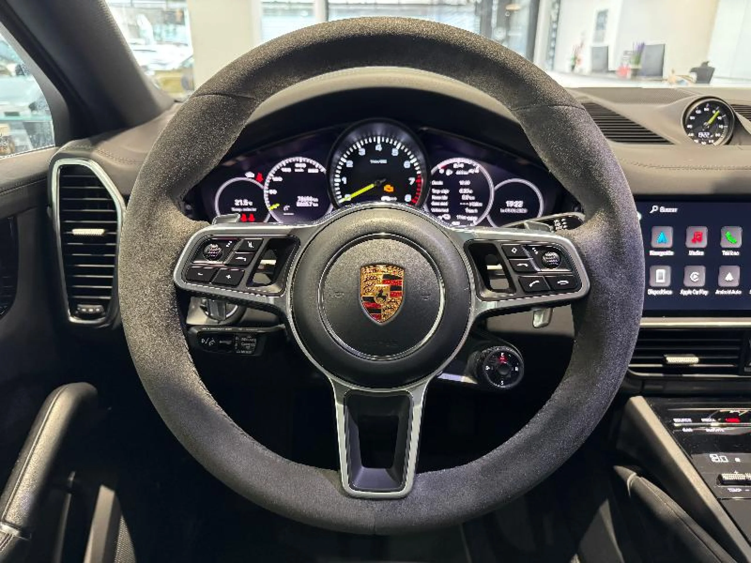 PORSCHE CAYENNE COUPE E HYBRID - Foto 12