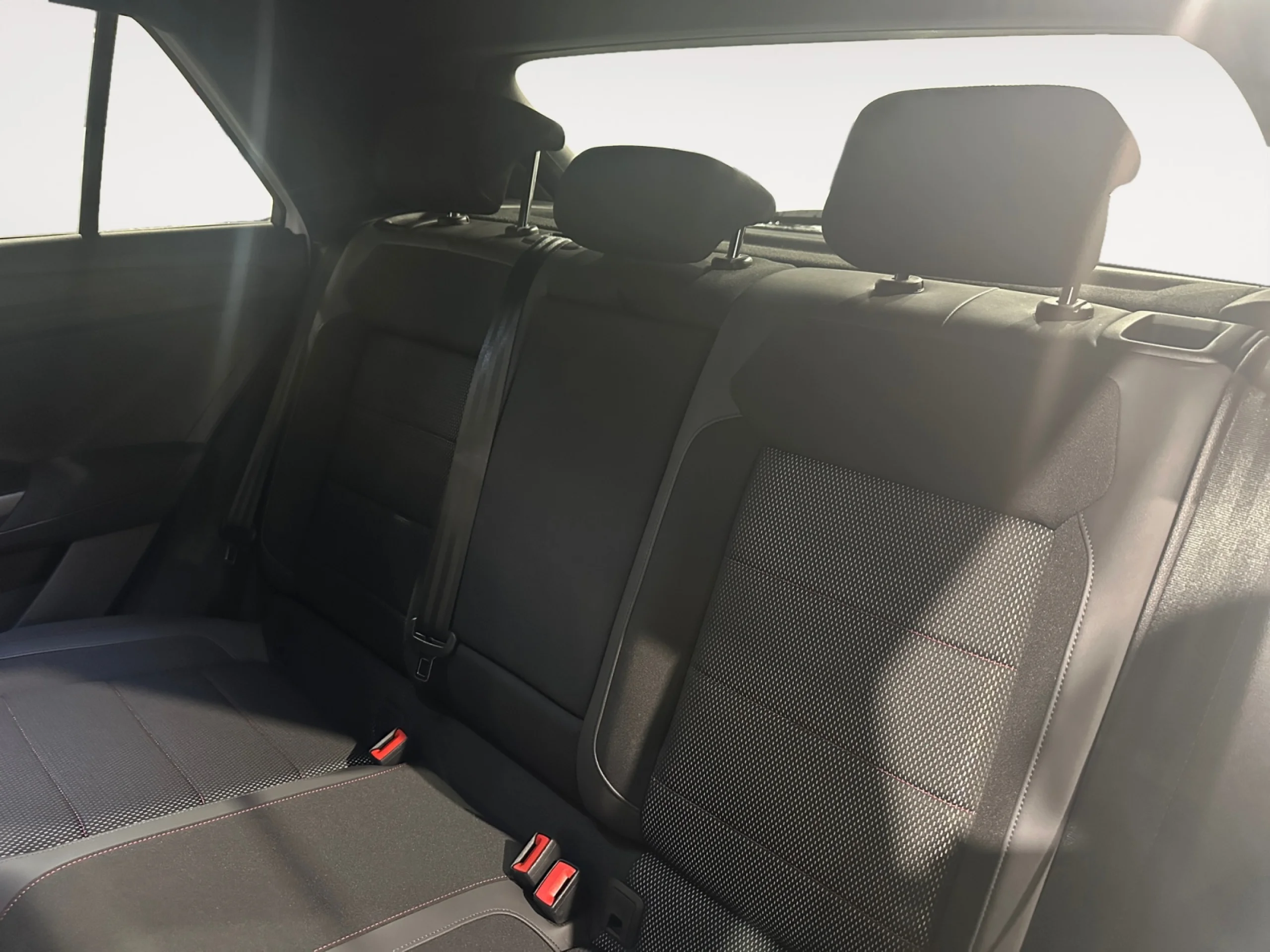 VOLKSWAGEN T ROC SPORT 2.0 TDI 110KW (150CV) DSG - Foto 6