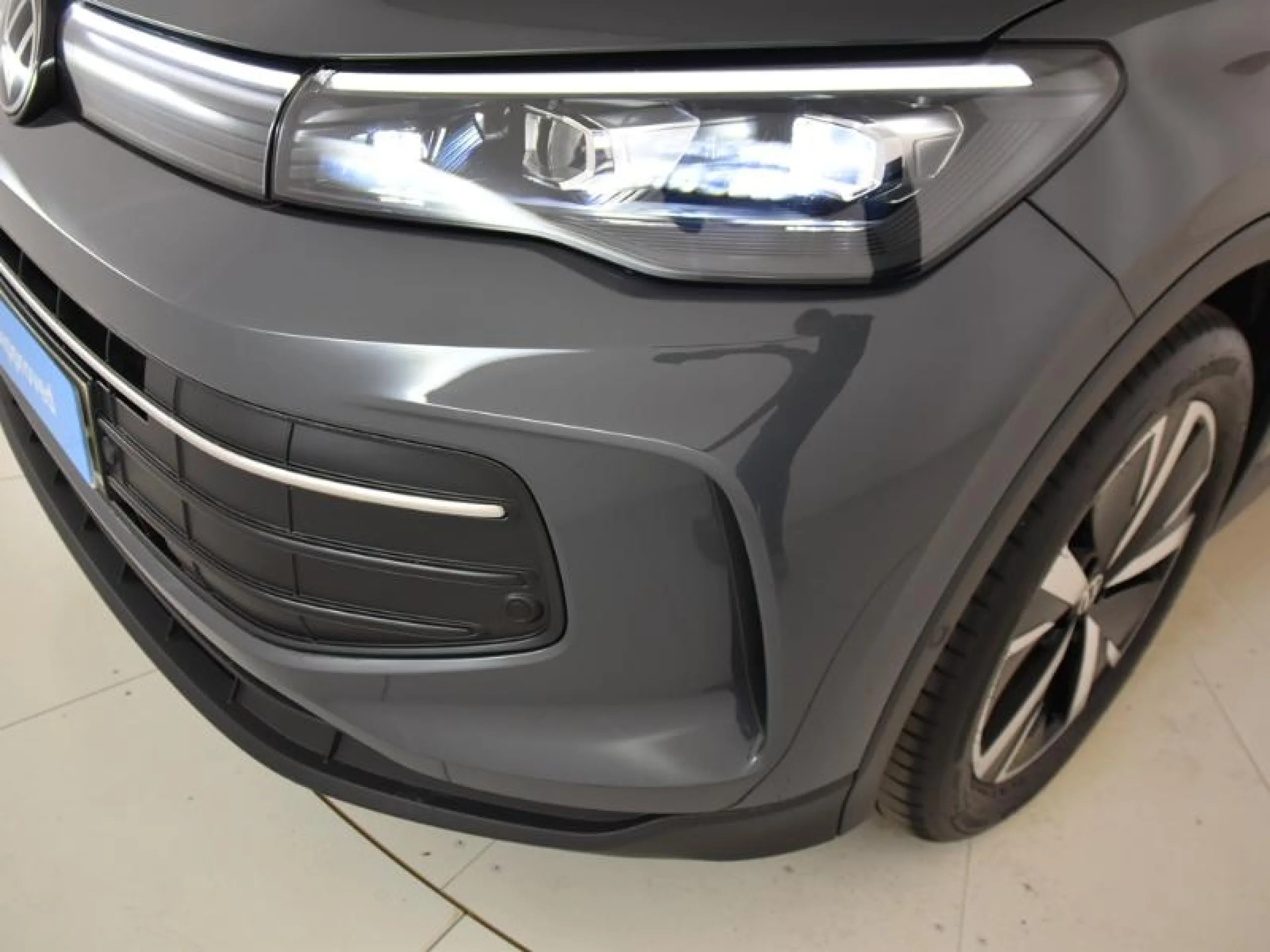 VOLKSWAGEN TIGUAN LIFE 2.0 TDI 110KW (150CV) DSG - Foto 18