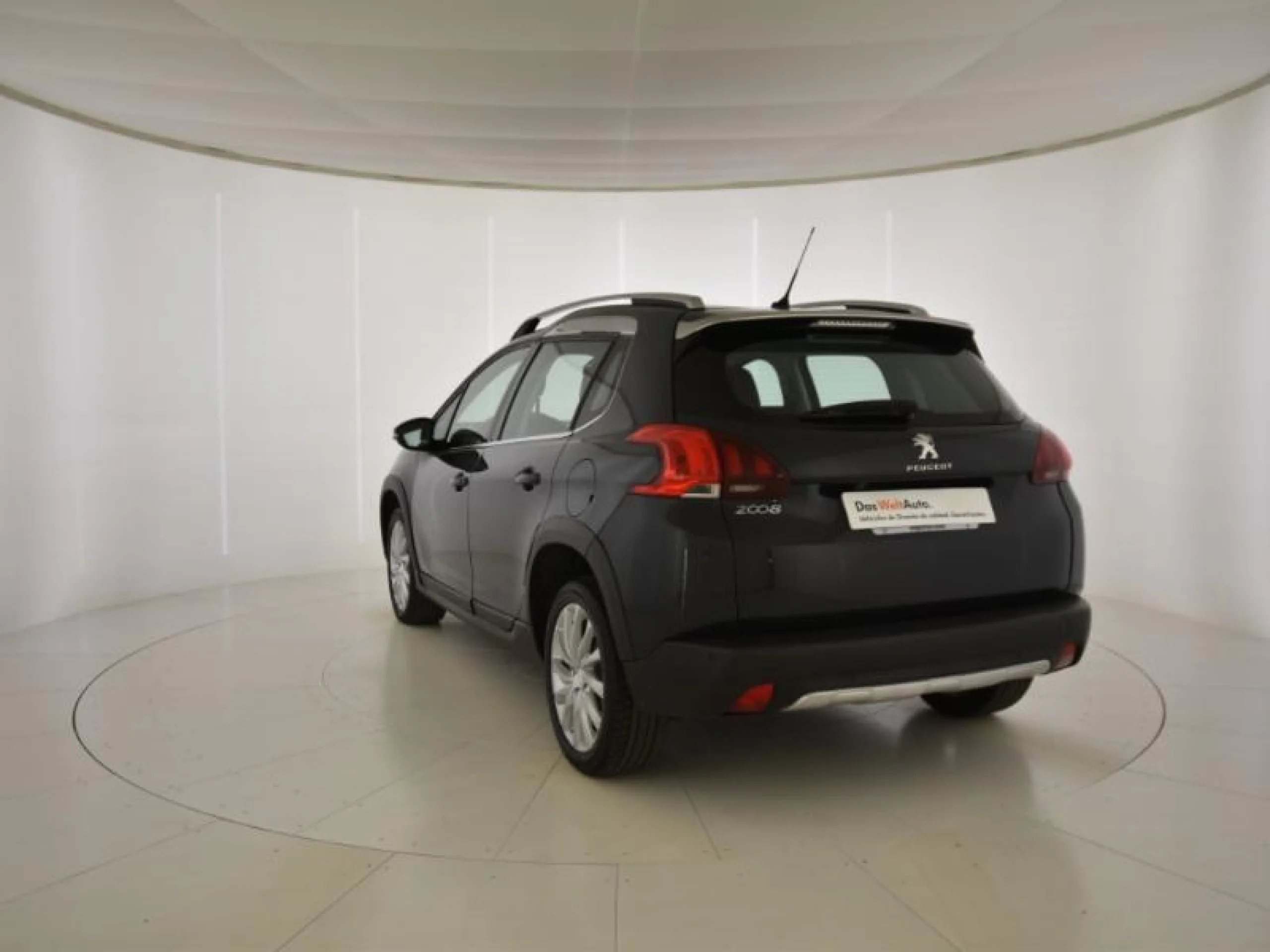 PEUGEOT 2008 ALLURE BLUEHDI 73KW (100CV) S&S - Foto 2