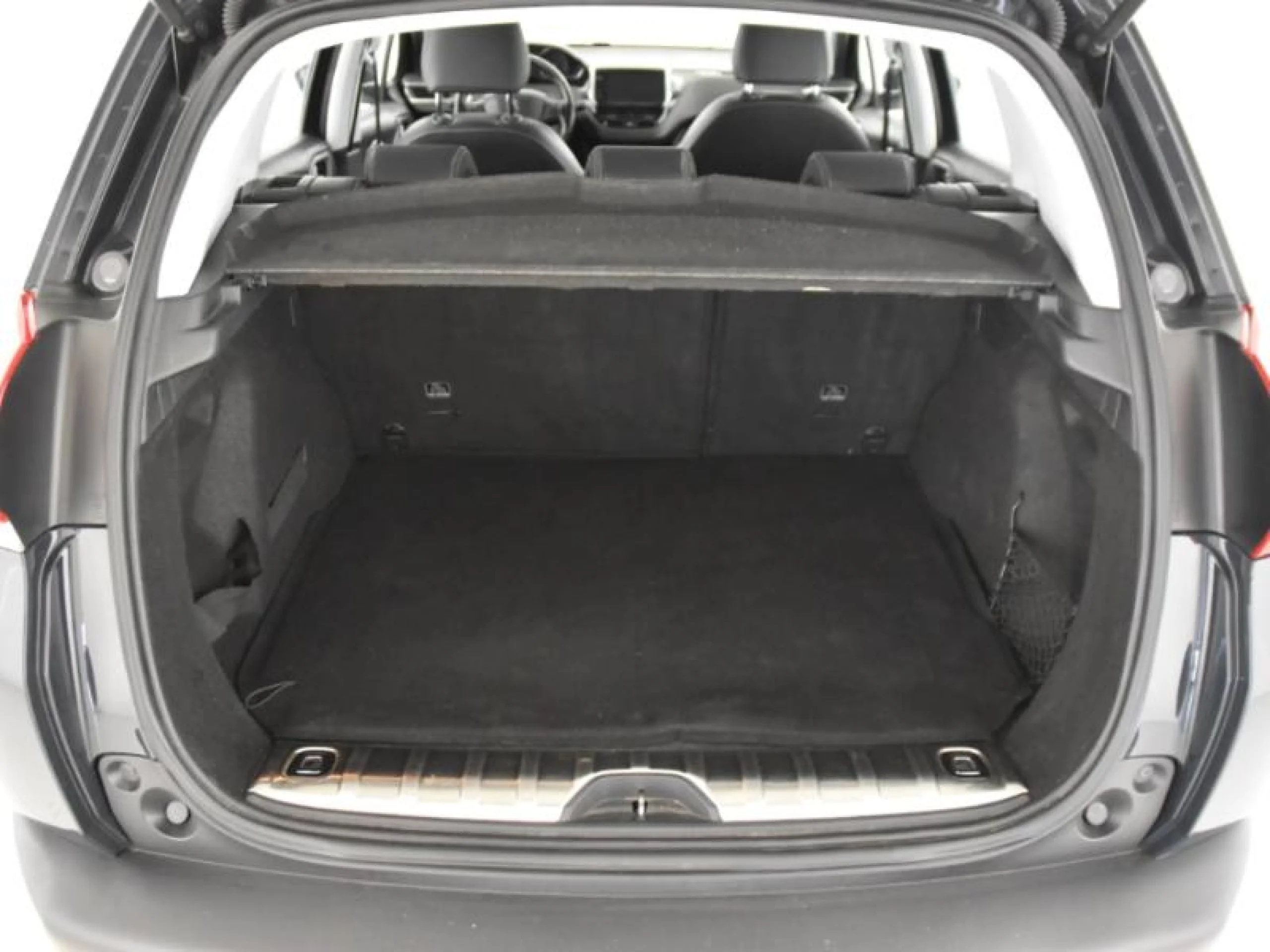 PEUGEOT 2008 ALLURE BLUEHDI 73KW (100CV) S&S - Foto 7