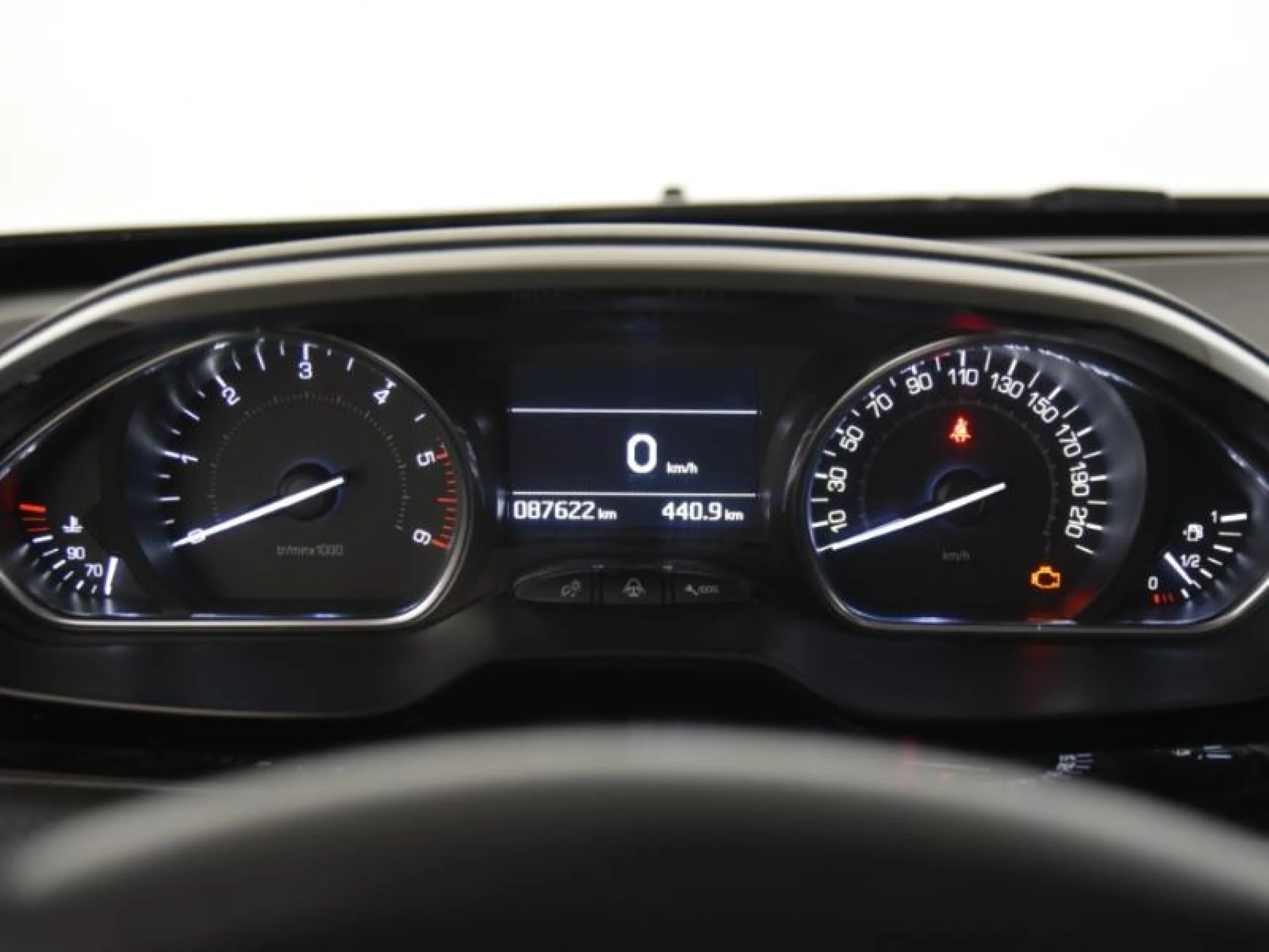 PEUGEOT 2008 ALLURE BLUEHDI 73KW (100CV) S&S - Foto 15