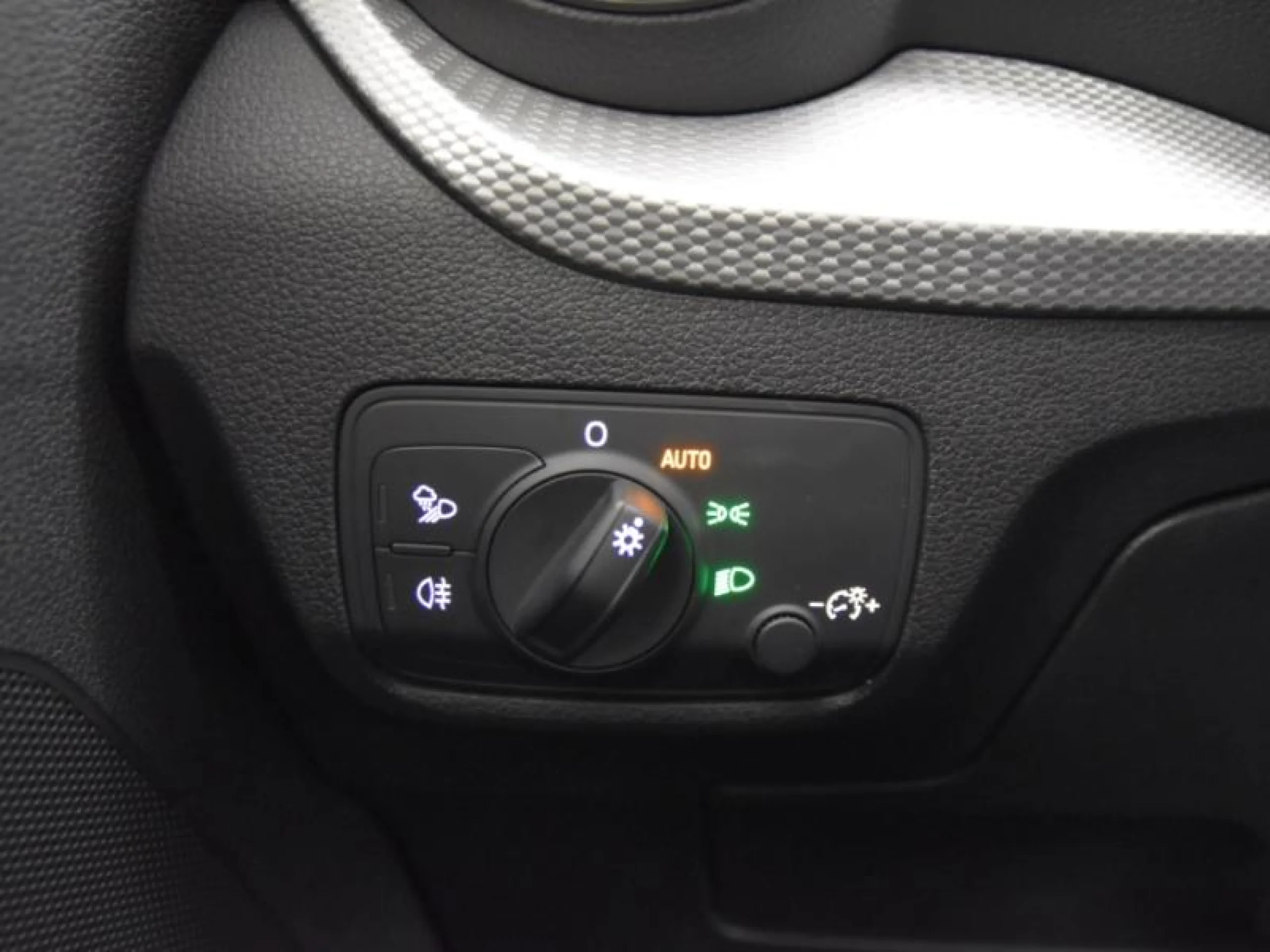 AUDI Q2 ADVANCED 30 TDI 85KW (116CV) S TRONIC - Foto 16