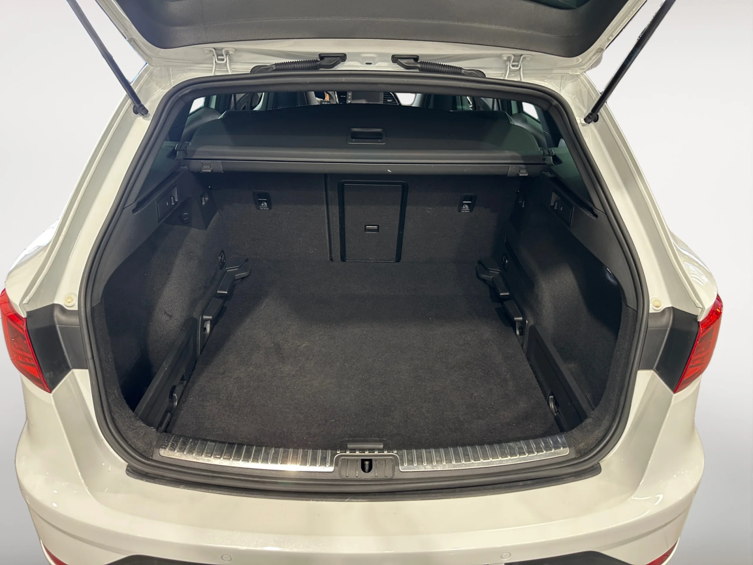 SEAT LEON ST 2.0 TSI 221KW (300CV) DSG 6 S - Foto 7