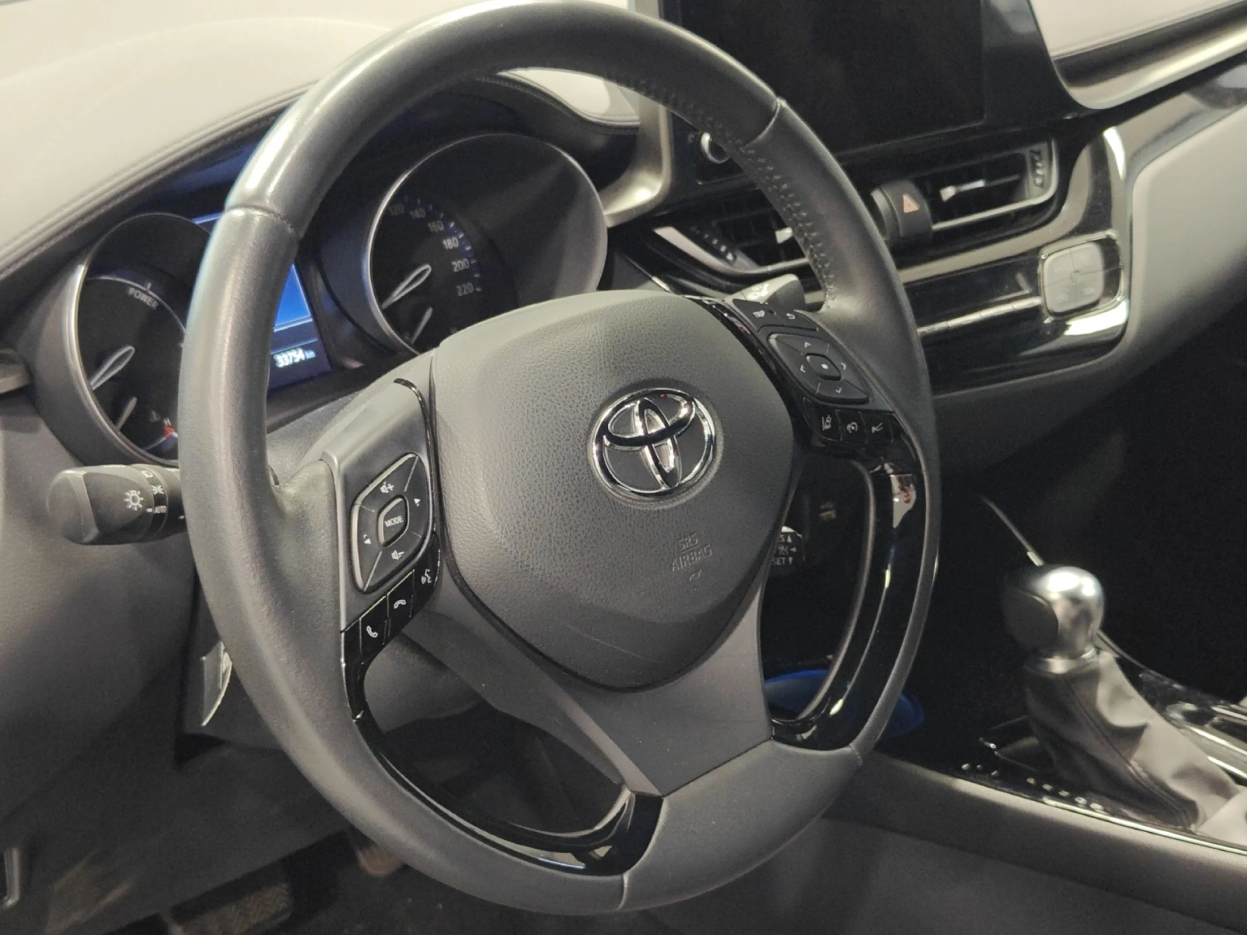 TOYOTA C HR 1.8 125H ADVANCE - Foto 9