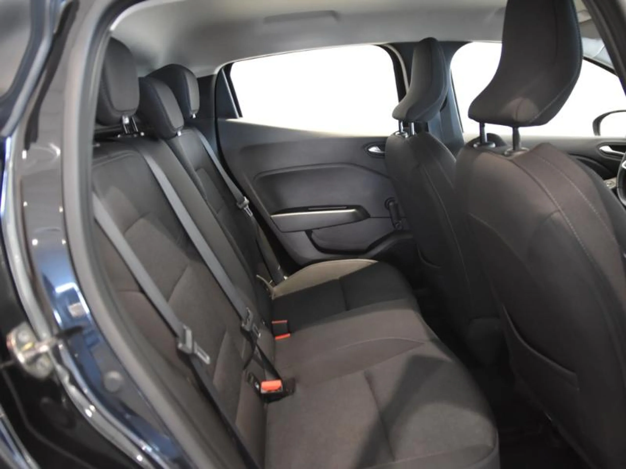 RENAULT CLIO EVOLUTION TCE 90 (67KW) - Foto 6