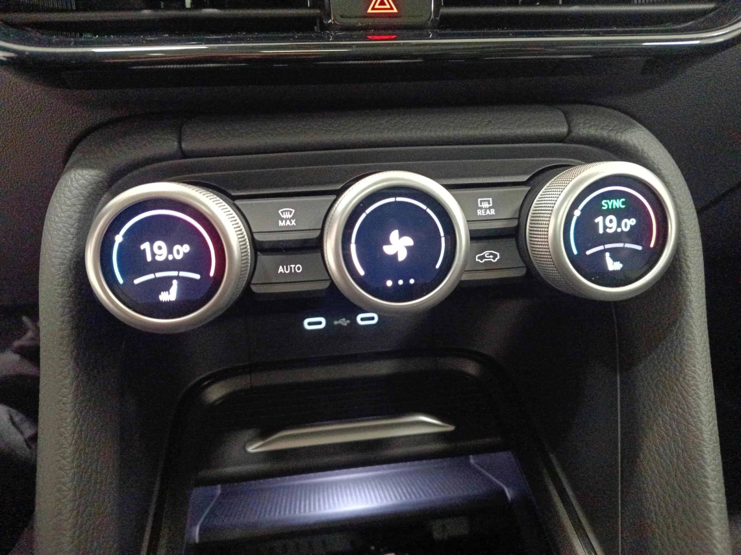 SKODA KODIAQ KODIAQ DESIGN 1,5 TSI IV 150 KW (204 CV) DSG 6 VEL. - Foto 13