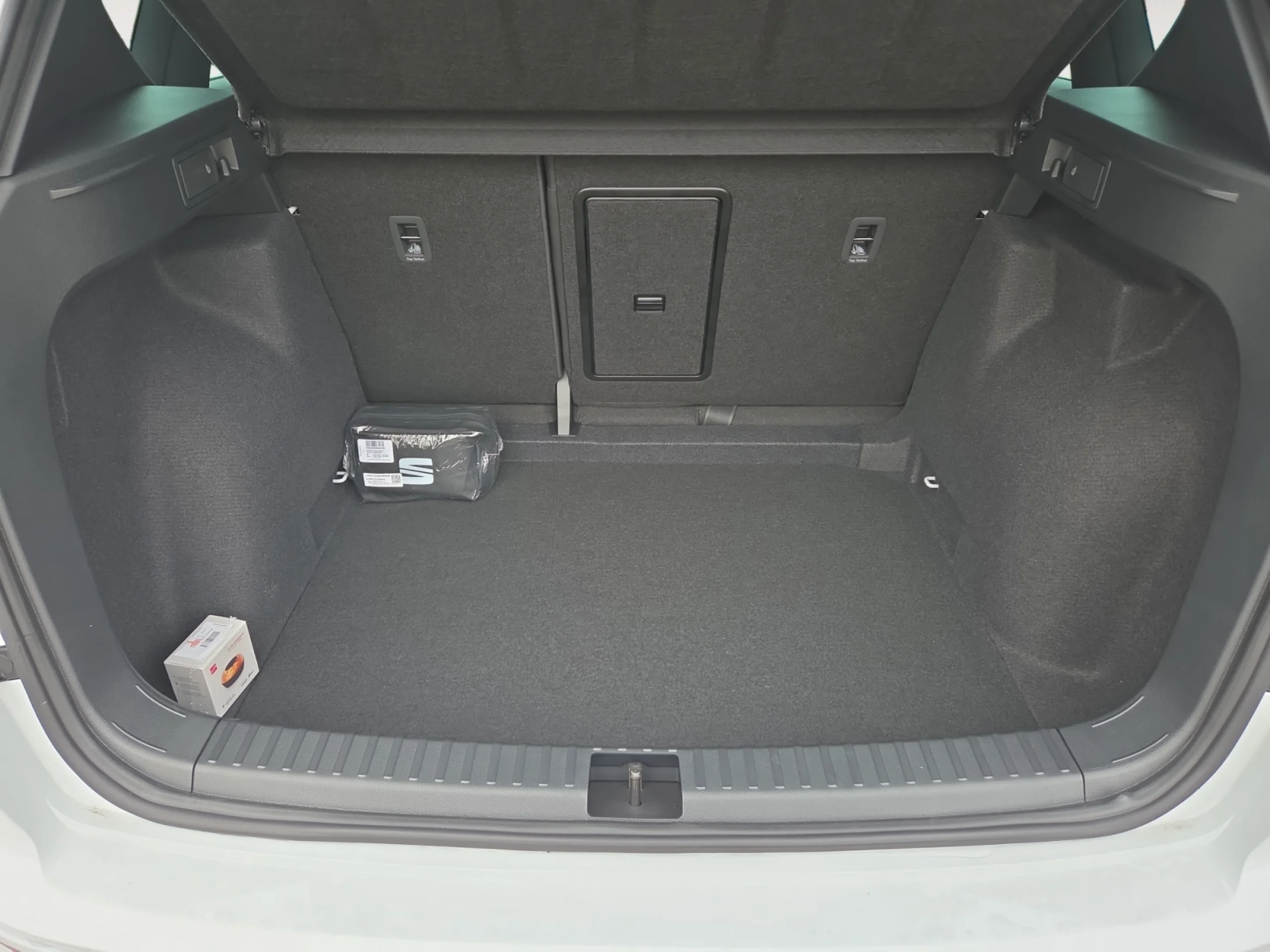 SEAT ATECA 1.5 TSI 110KW (150CV) FR SPECIAL EDITION - Foto 8