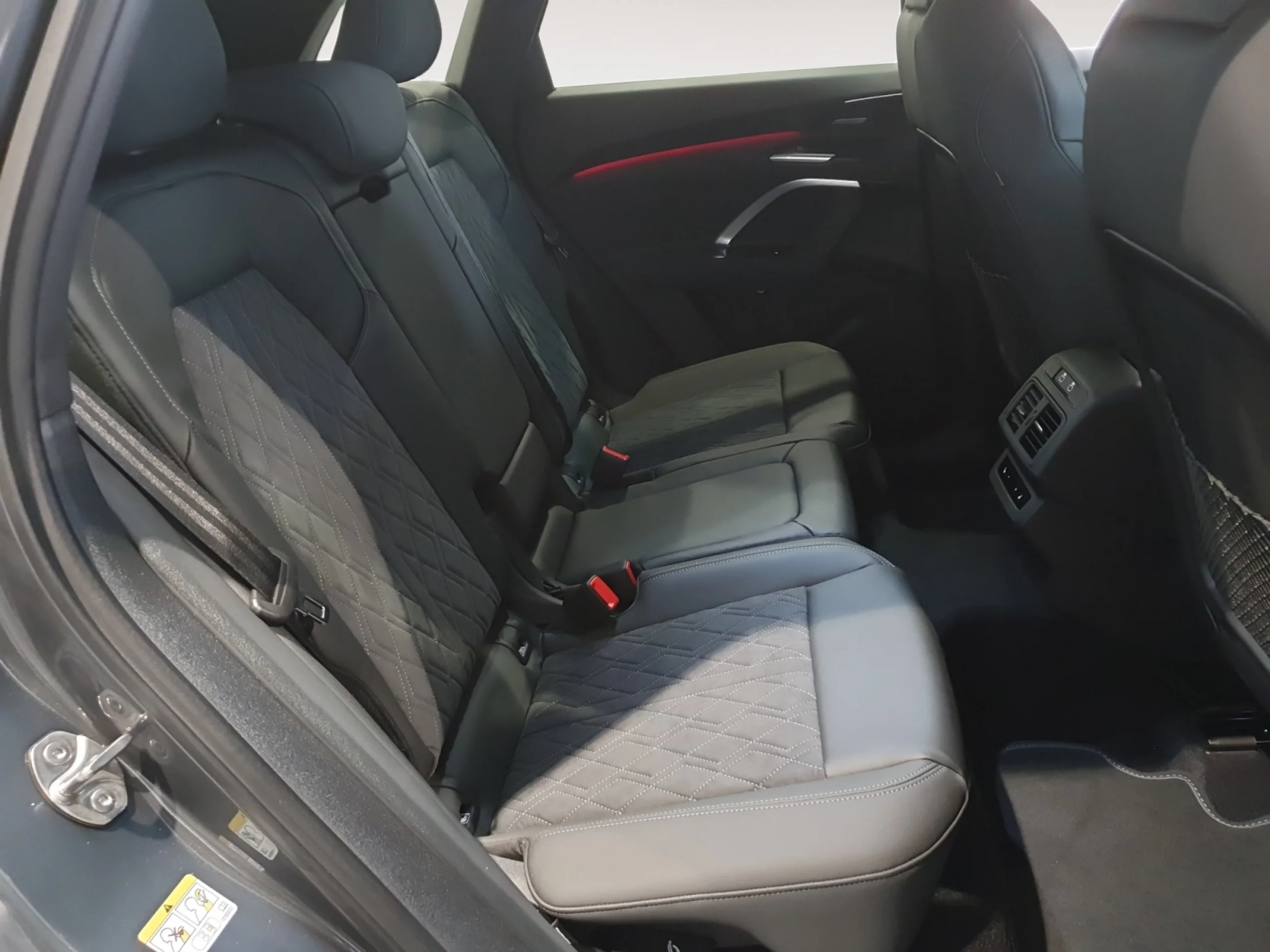 AUDI Q5 BLACK LINE TDI QUATTRO 150KW S TRONIC - Foto 8