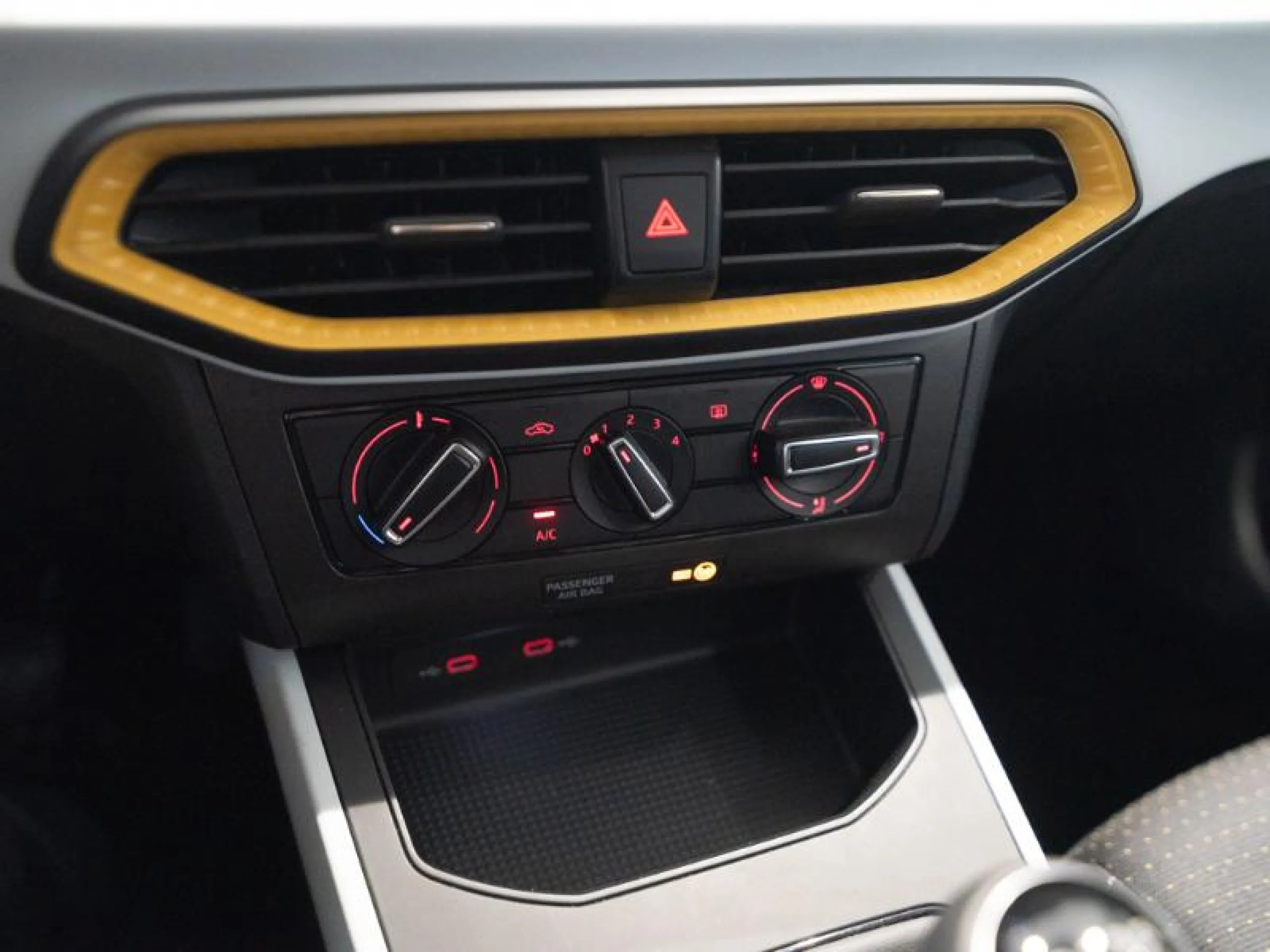 SEAT ARONA 1.0 TSI 81KW (110CV) STYLE PLUS - Foto 13