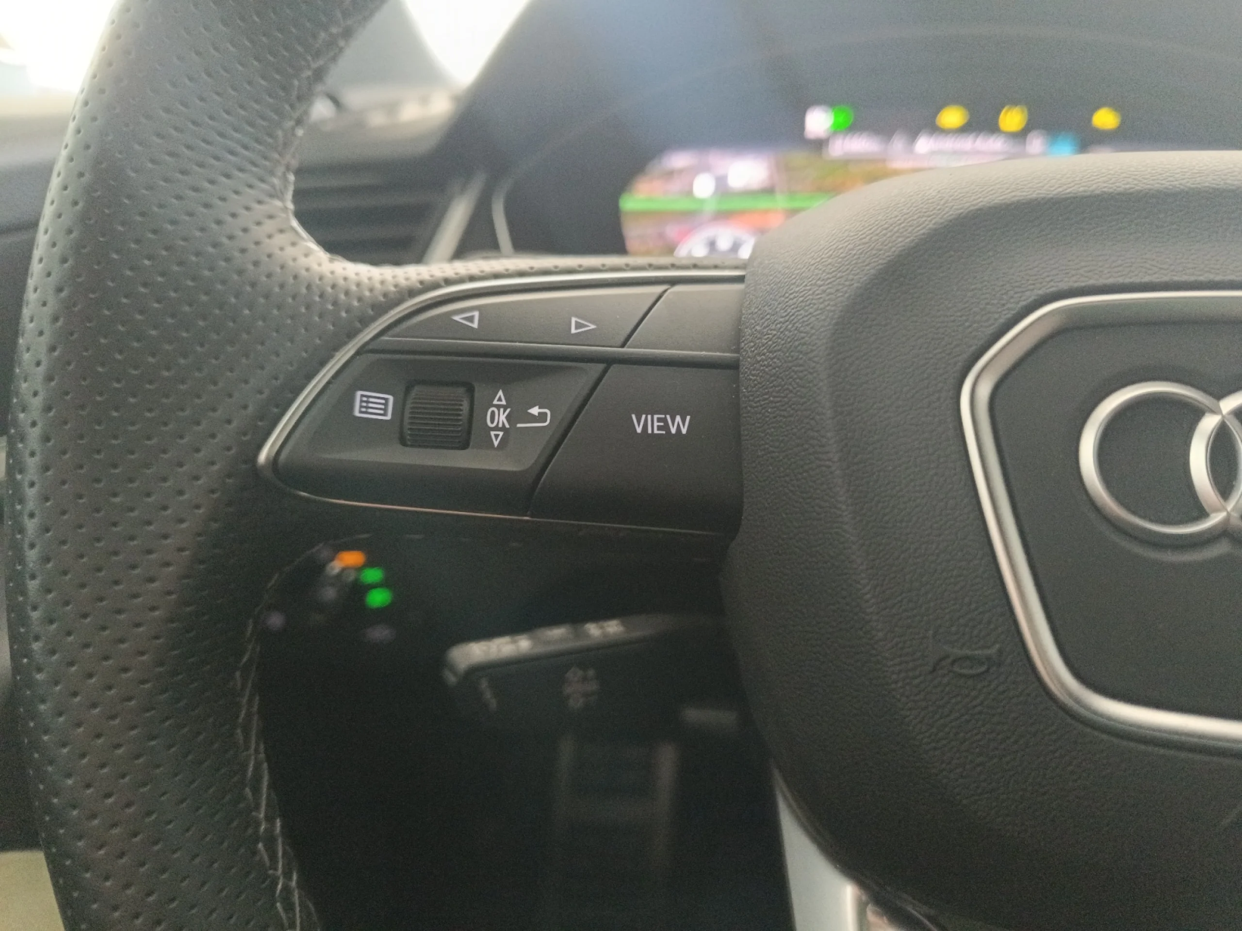 AUDI Q5 SPORTBACK BLACK LINE TDI QUATTRO 150KW (204CV) S T - Foto 6
