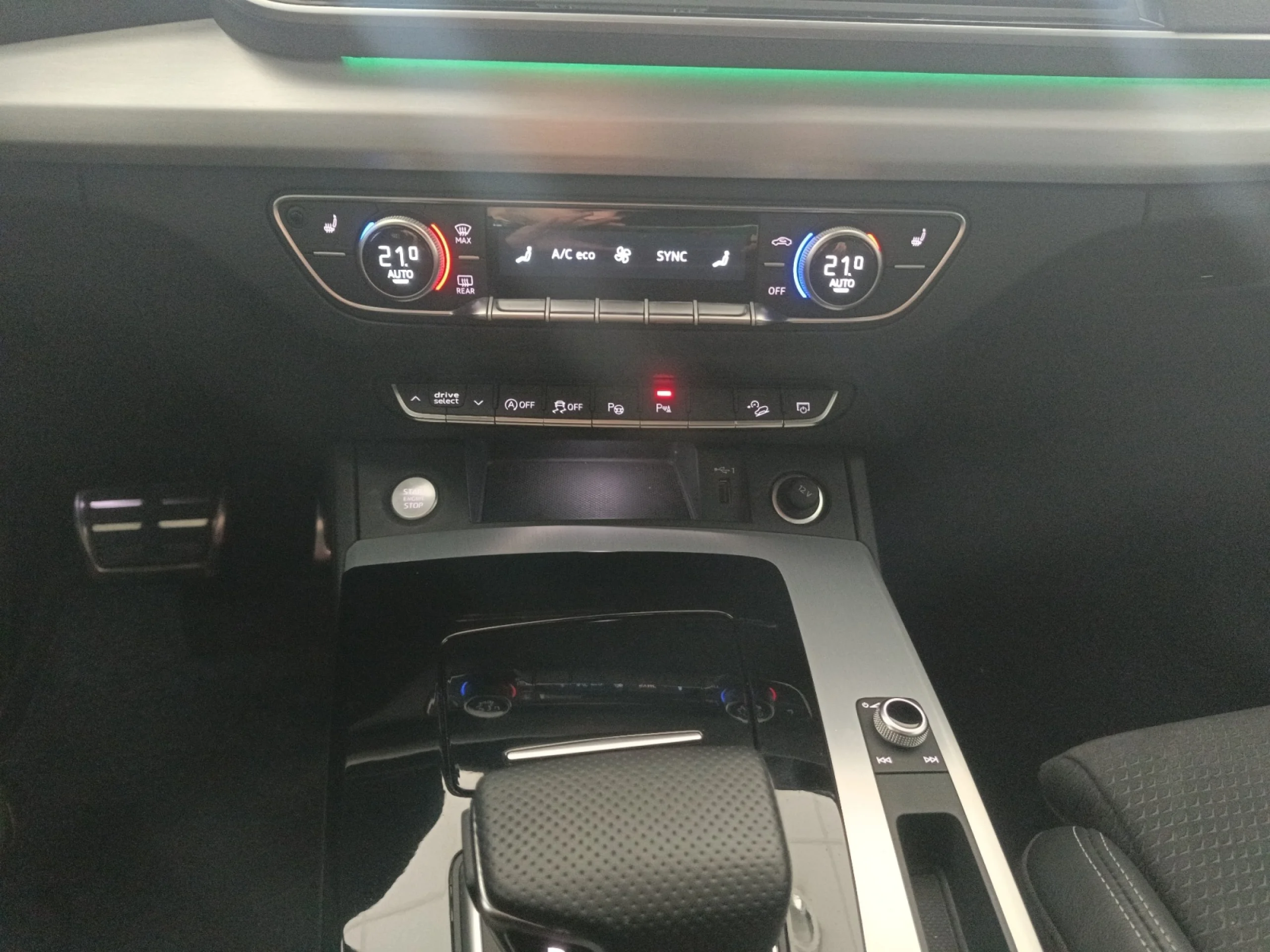 AUDI Q5 SPORTBACK BLACK LINE TDI QUATTRO 150KW (204CV) S T - Foto 11
