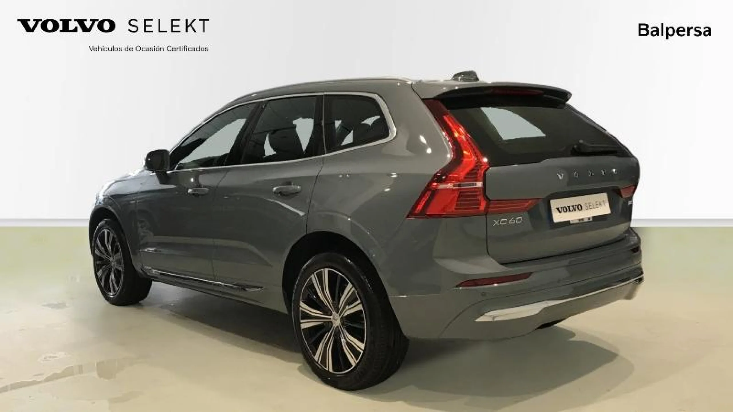 VOLVO XC60 2.0 B4 D PLUS BRIGHT AUTO - Foto 2