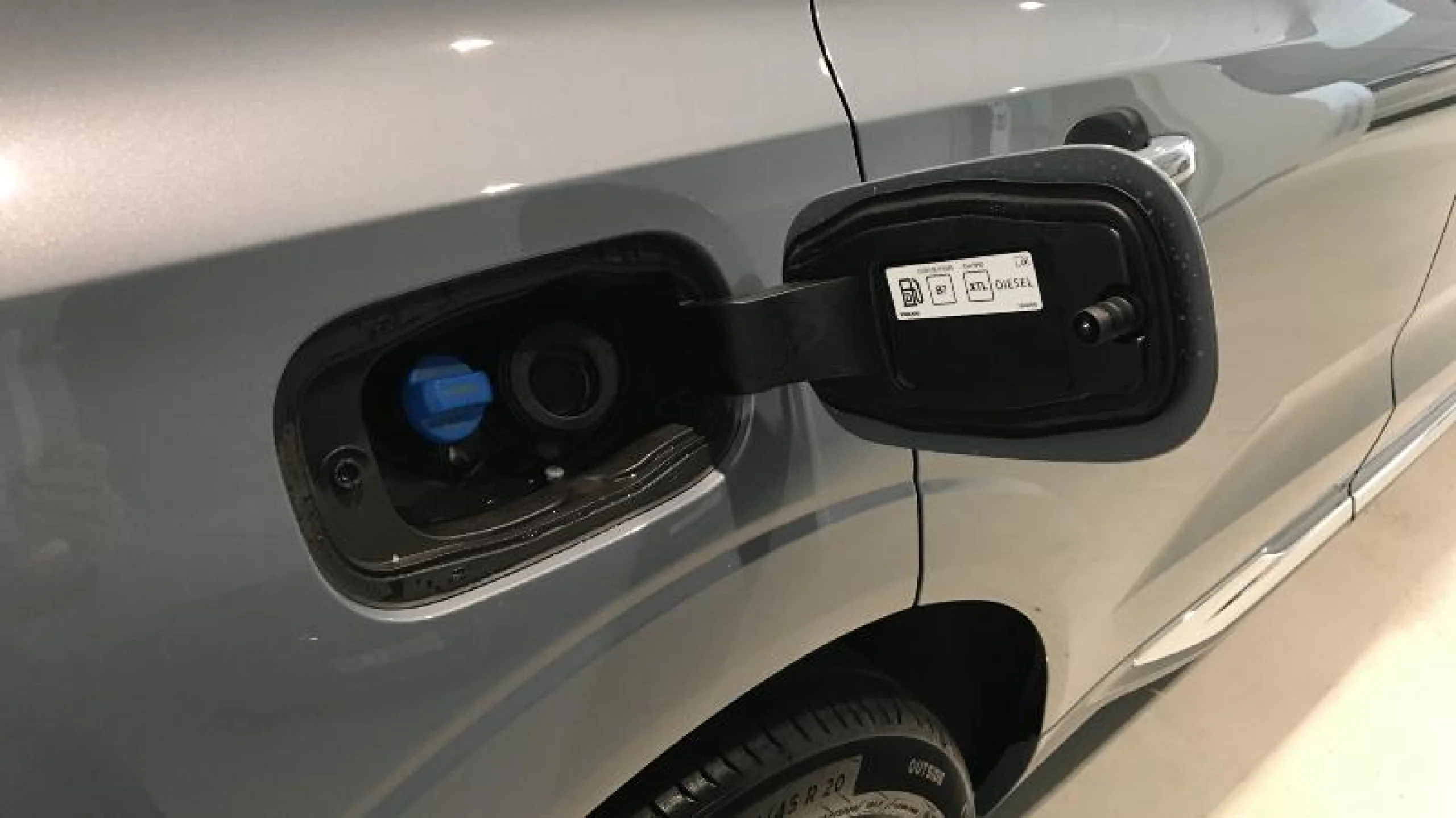 VOLVO XC60 2.0 B4 D PLUS BRIGHT AUTO - Foto 20