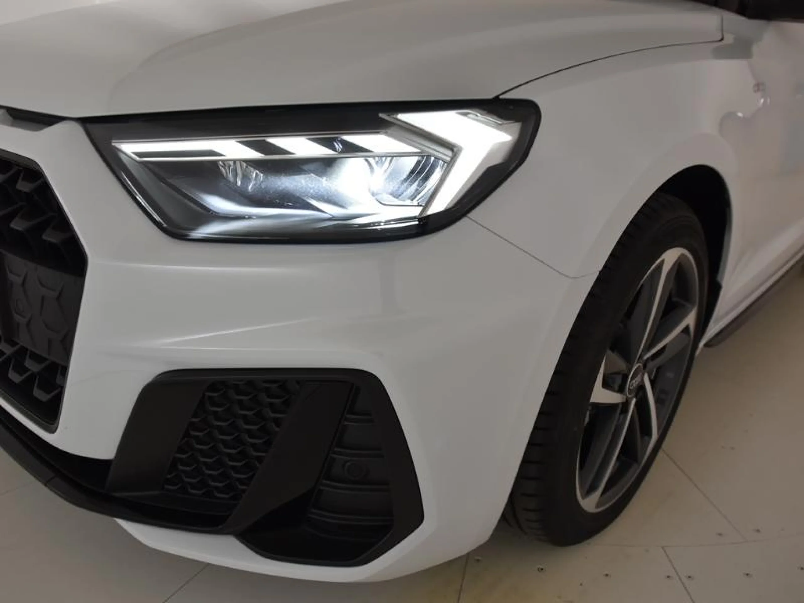 AUDI A1 SPORTBACK ADRENALIN BLACK ED 30TFSI 81KW - Foto 17