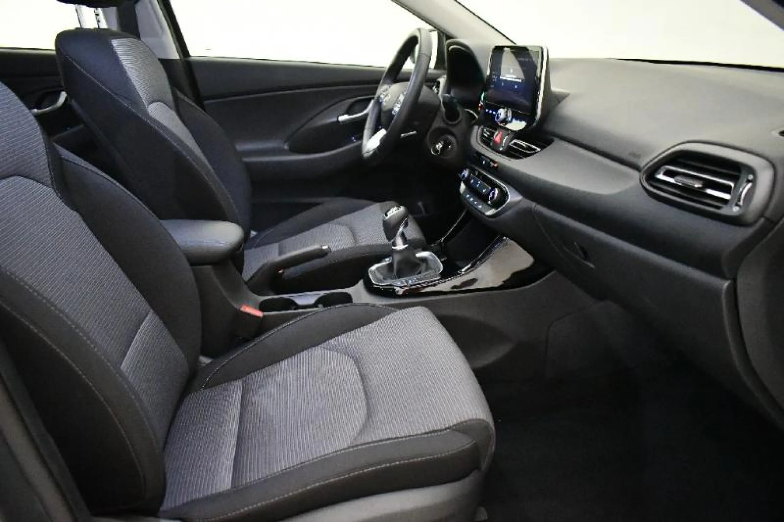 HYUNDAI I30 1.0 TGDI 48V KLASS - Foto 5