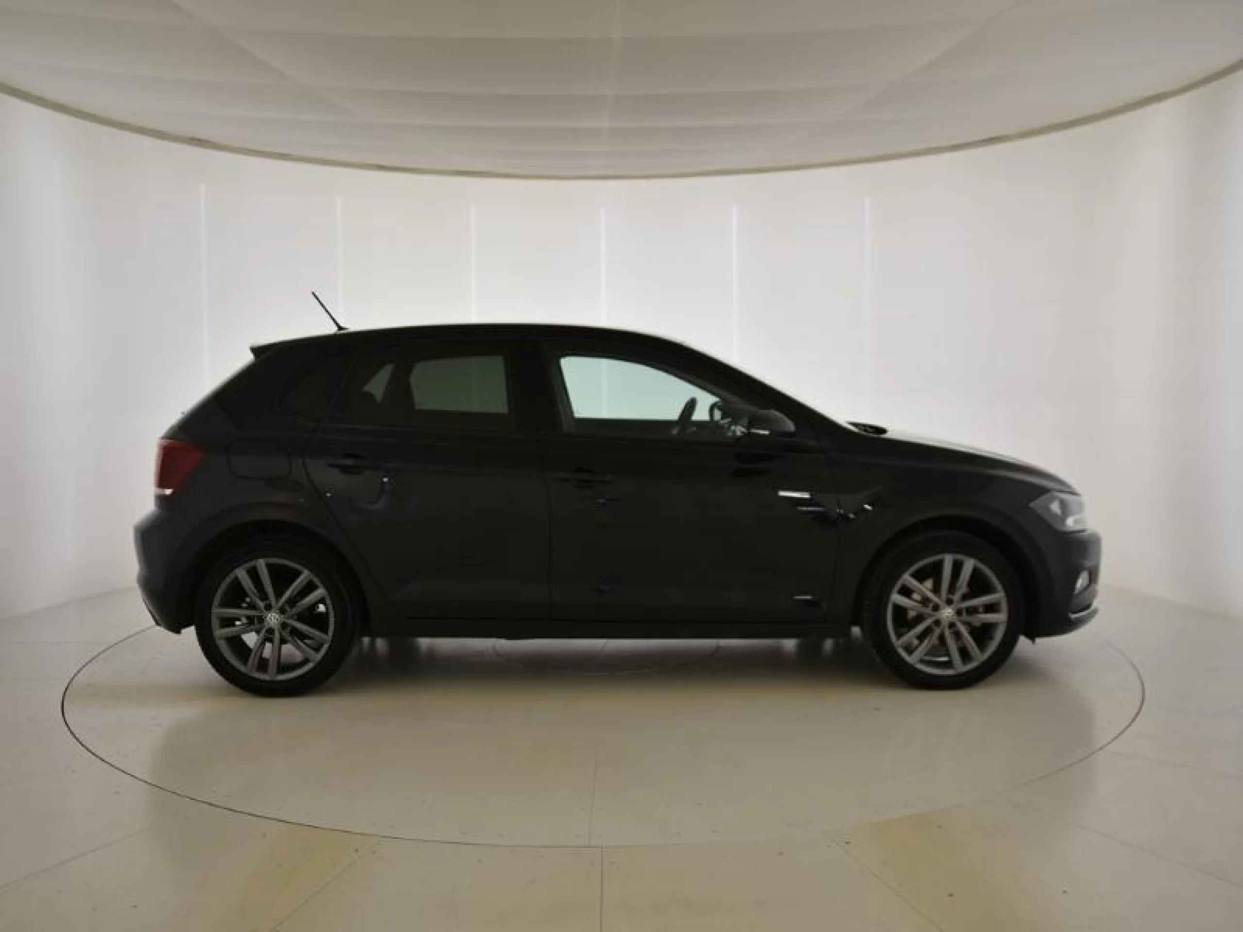 VOLKSWAGEN POLO SPORT 1.0 TSI 85KW (115CV) - Foto 3