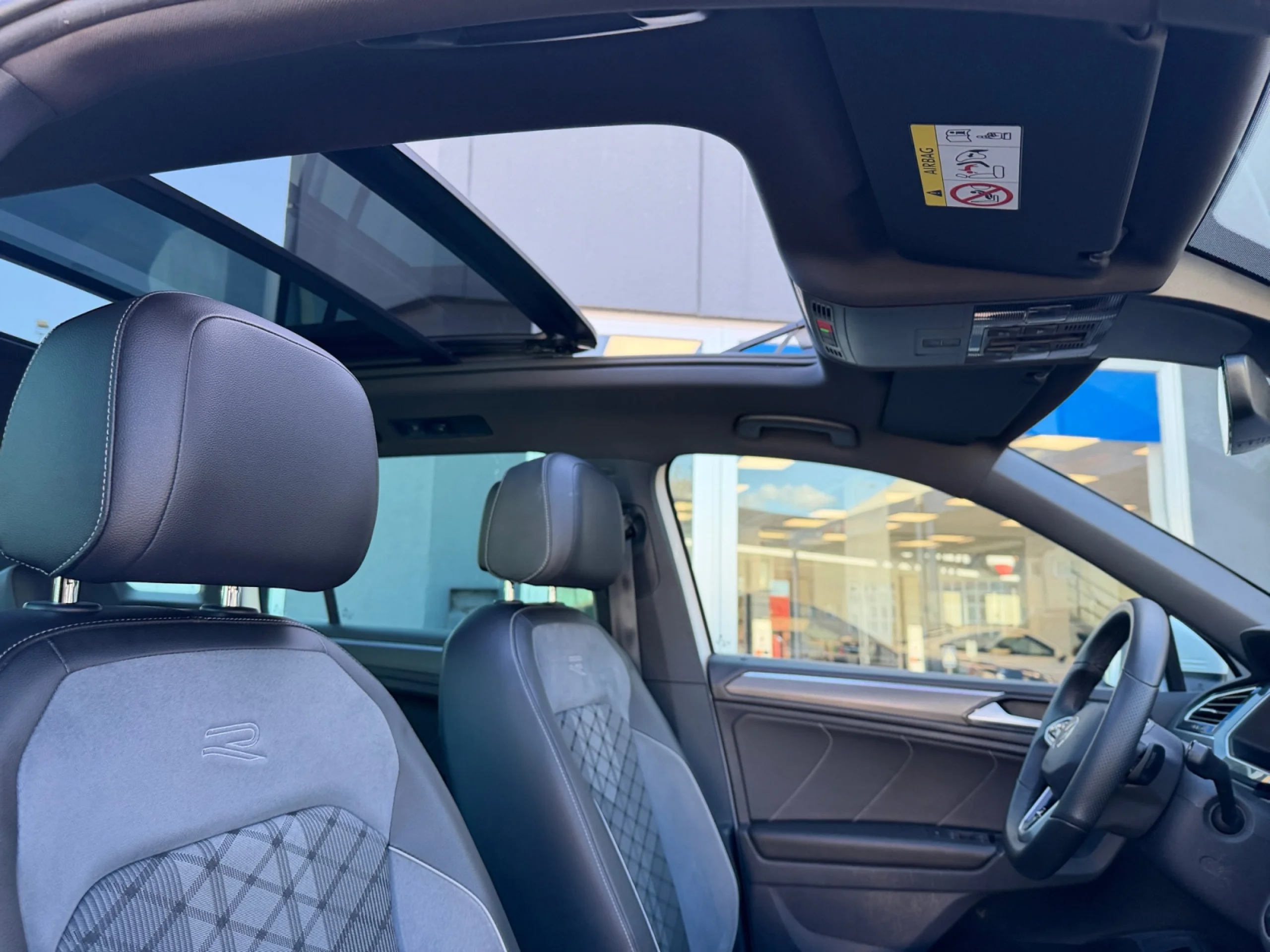 VOLKSWAGEN TIGUAN R LINE 2.0 TDI 110KW (150CV) DSG 4MOTION - Foto 13