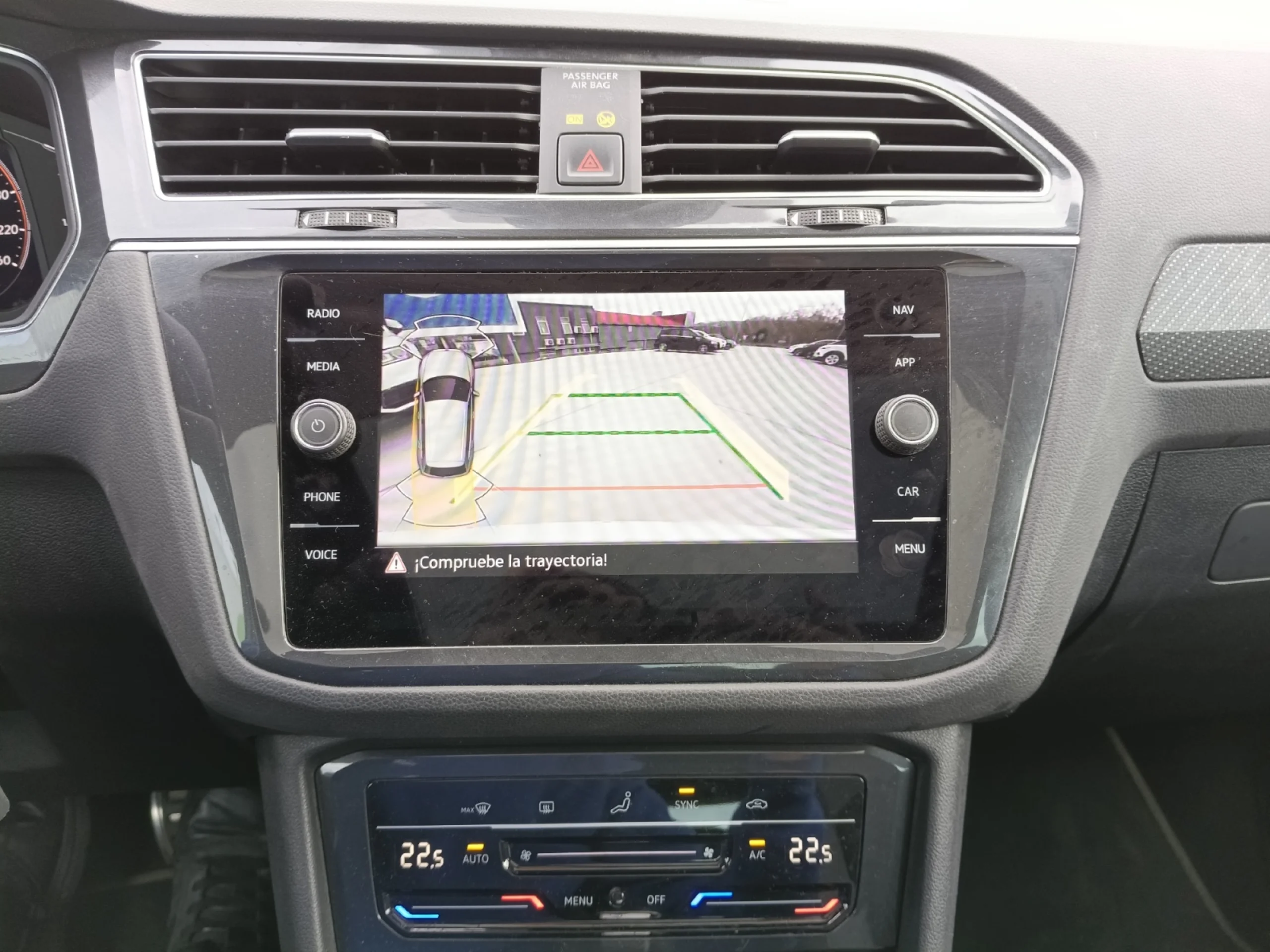 VOLKSWAGEN TIGUAN R LINE 2.0 TDI 110KW (150CV) DSG 4MOTION - Foto 9